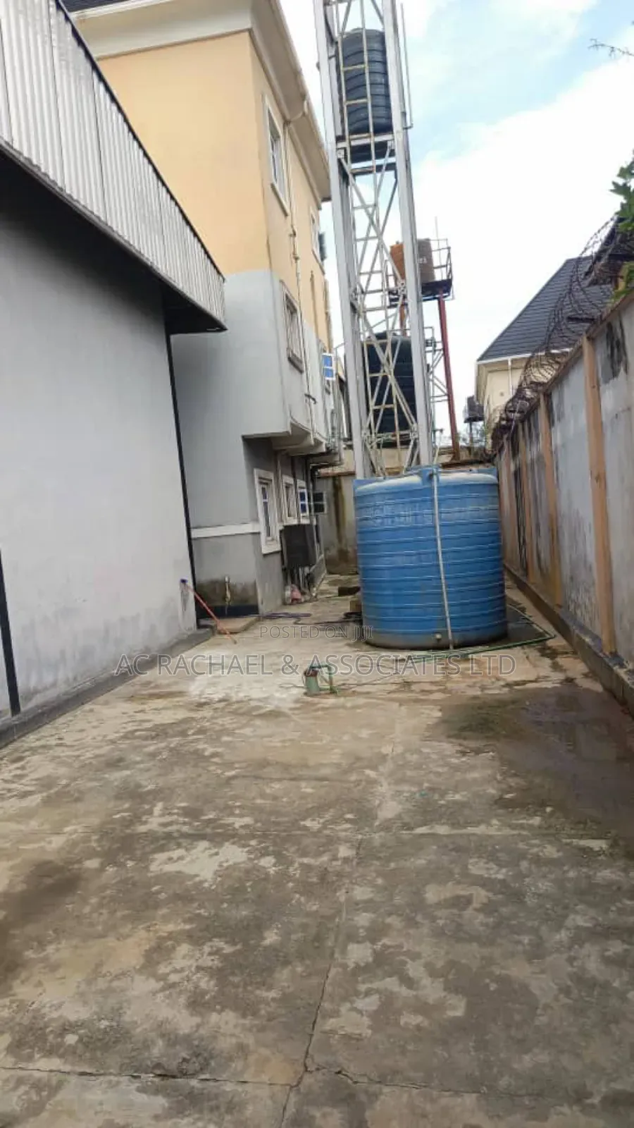 1000sqm Warehouse for Rent at Amuwo Odofin in Amuwo-Odofin