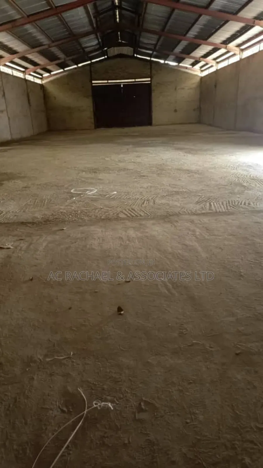 1000sqm Warehouse for Rent at Amuwo Odofin in Amuwo-Odofin