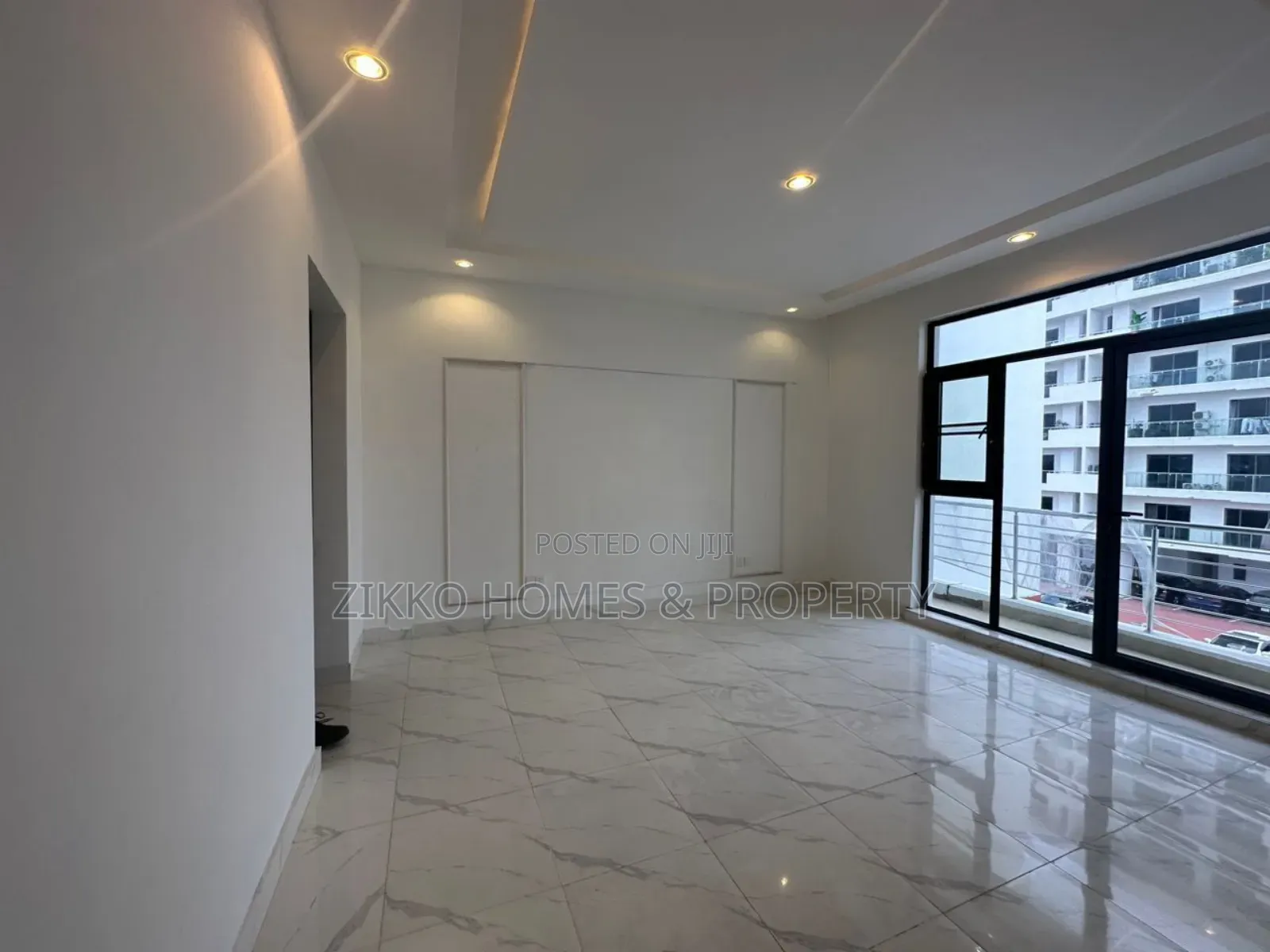 4bdrm Townhouse/Terrace in Periwinkle Estate, Lekki Phase 1 for sale in Lekki Phase 1