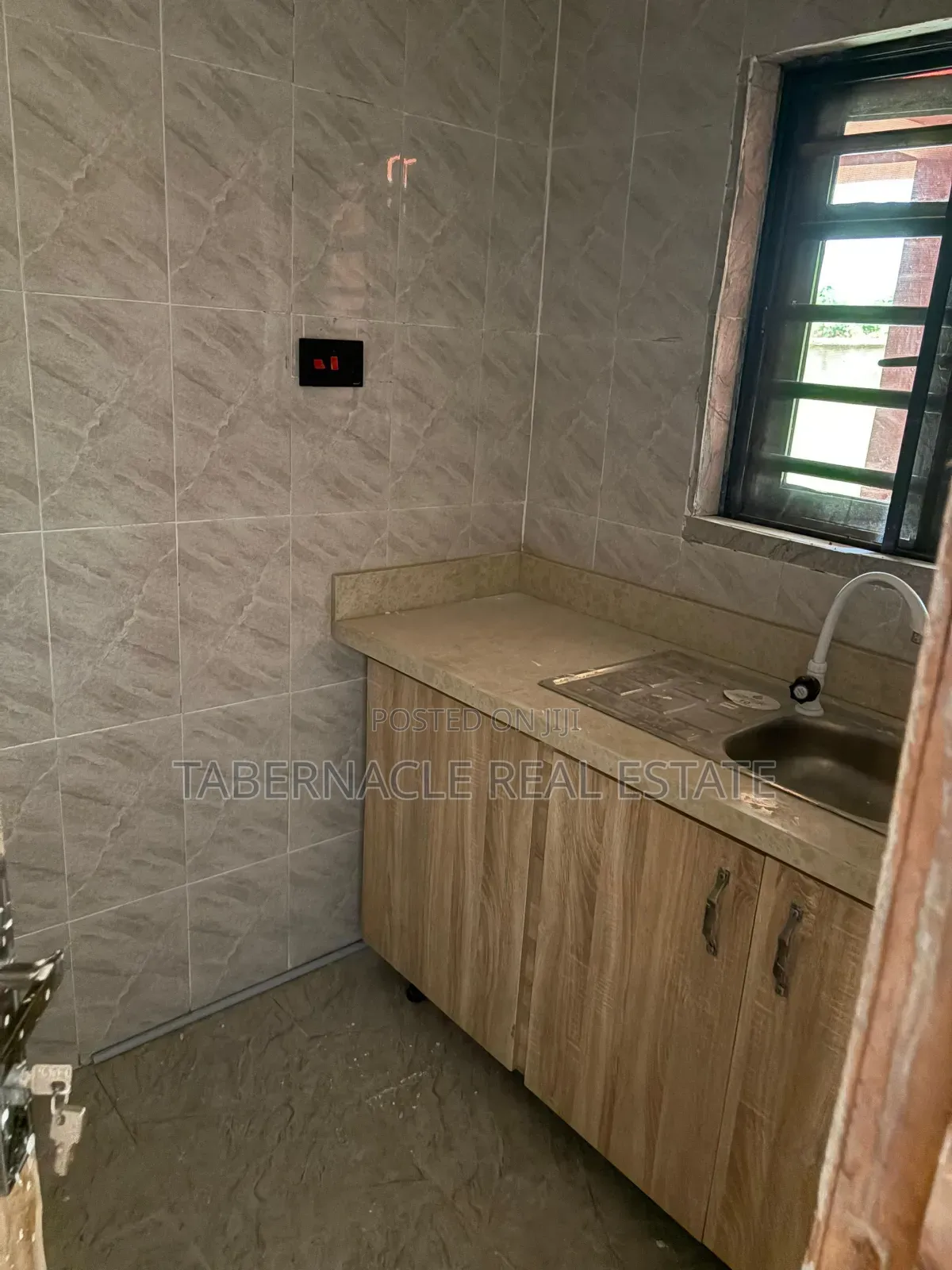 2bdrm Apartment in Eruwe, Erunwe for rent in Erunwe