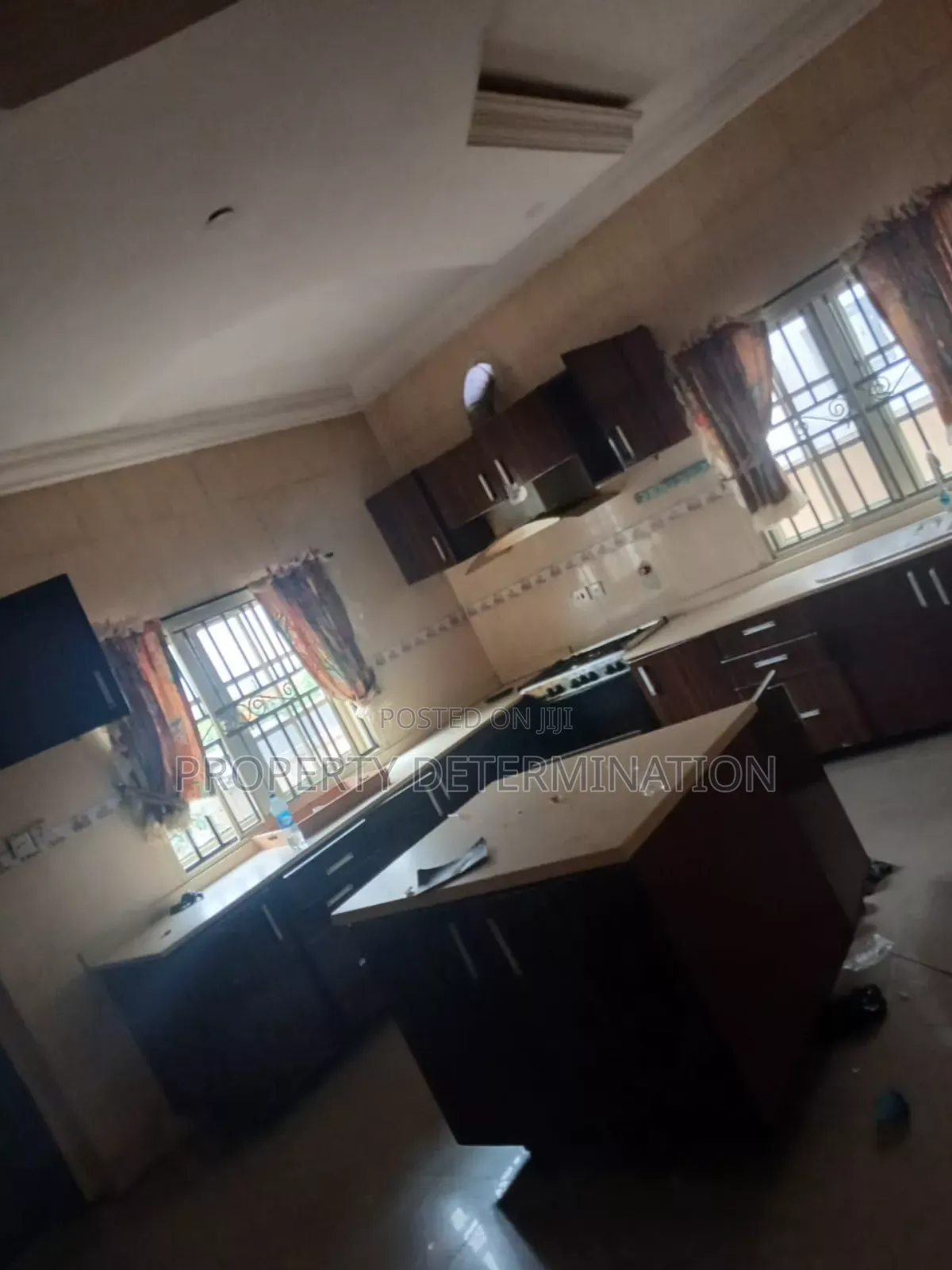 5bdrm Duplex in Omole Phase 2 for rent in Omole Phase 2