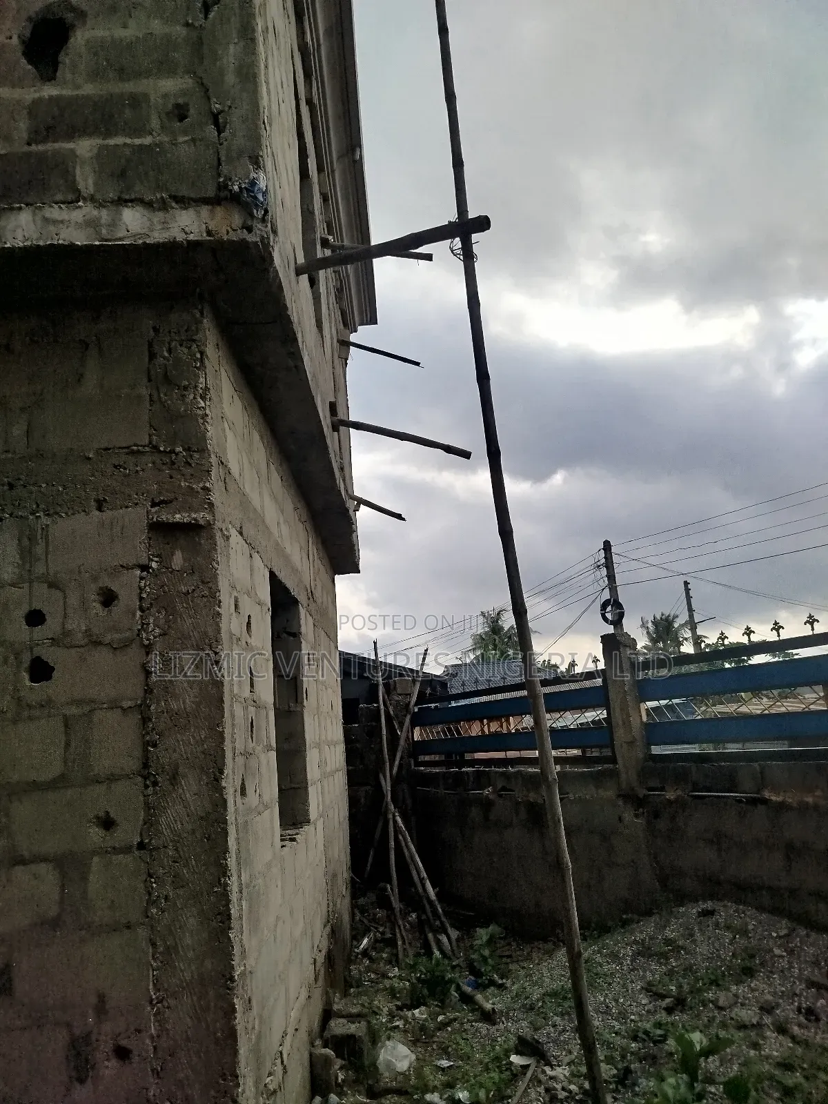 1bdrm Block of Flats in Egan, Igando / Ikotun/Igando for sale in Igando / Ikotun/Igando