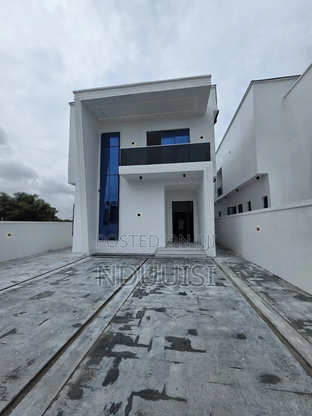 5bdrm Duplex in Ajah for sale in Ajah