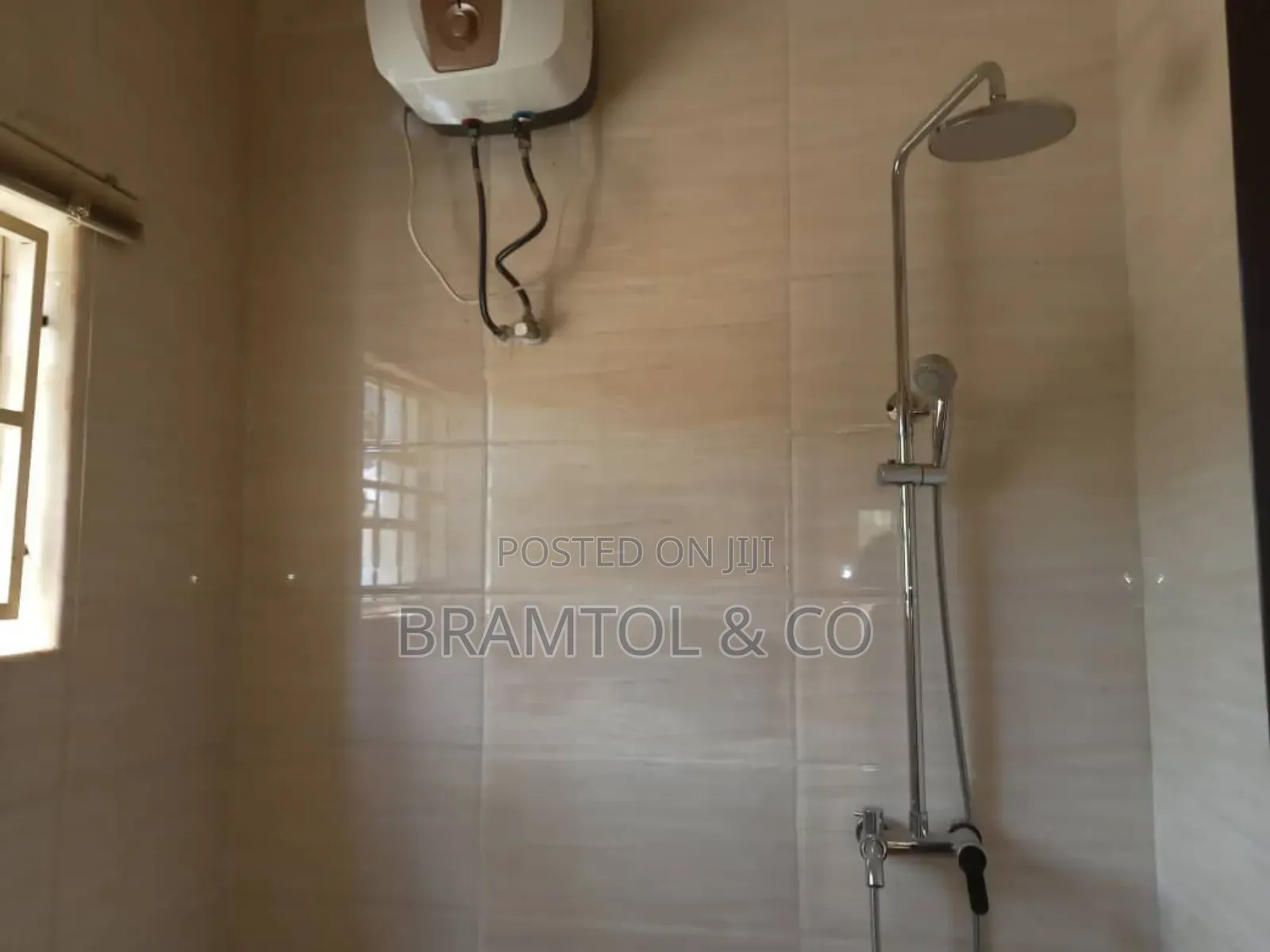 2bdrm Block of Flats in Dape for rent in Dape