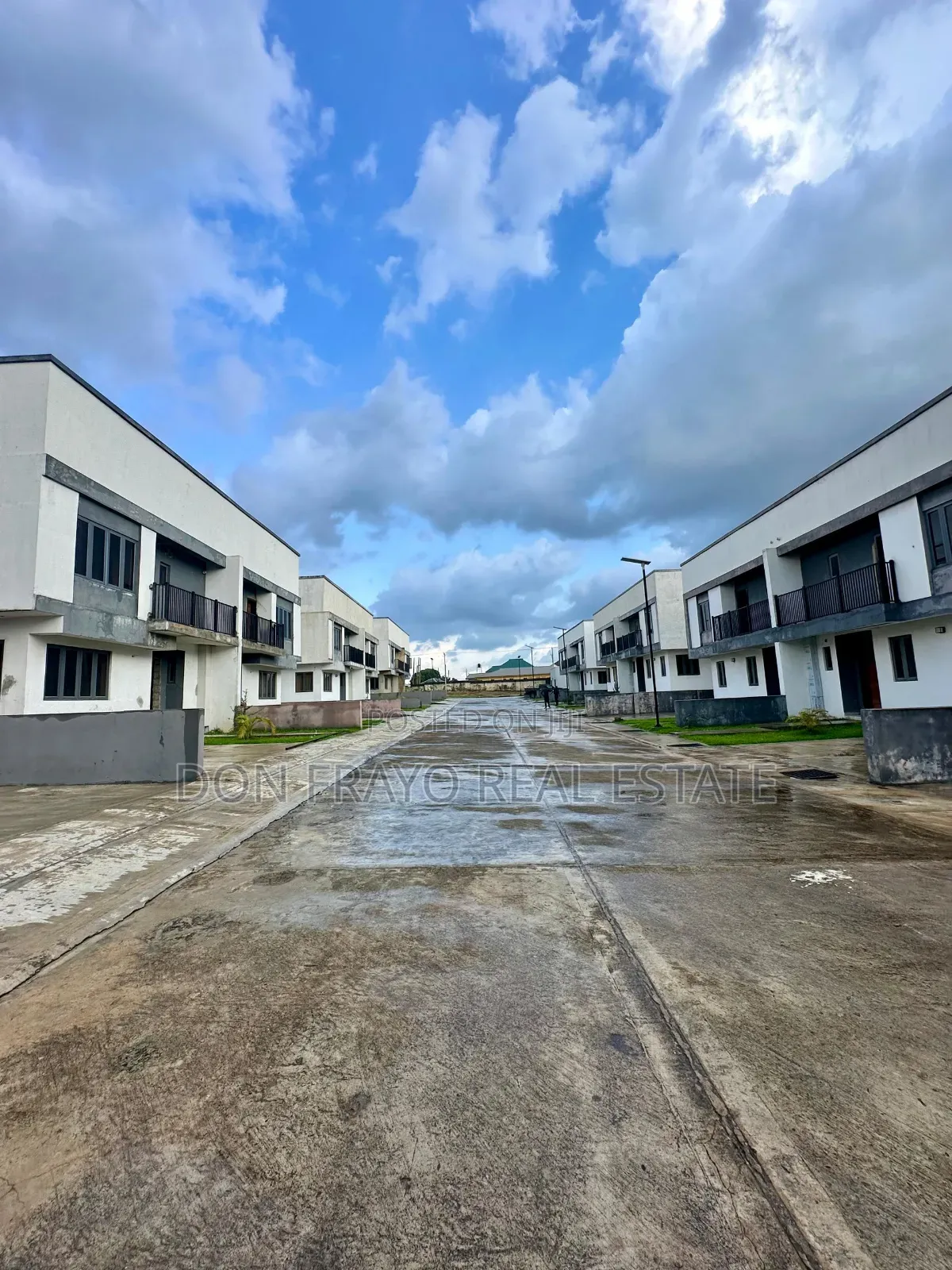 4bdrm Duplex in Jericho Estate for sale in Jericho