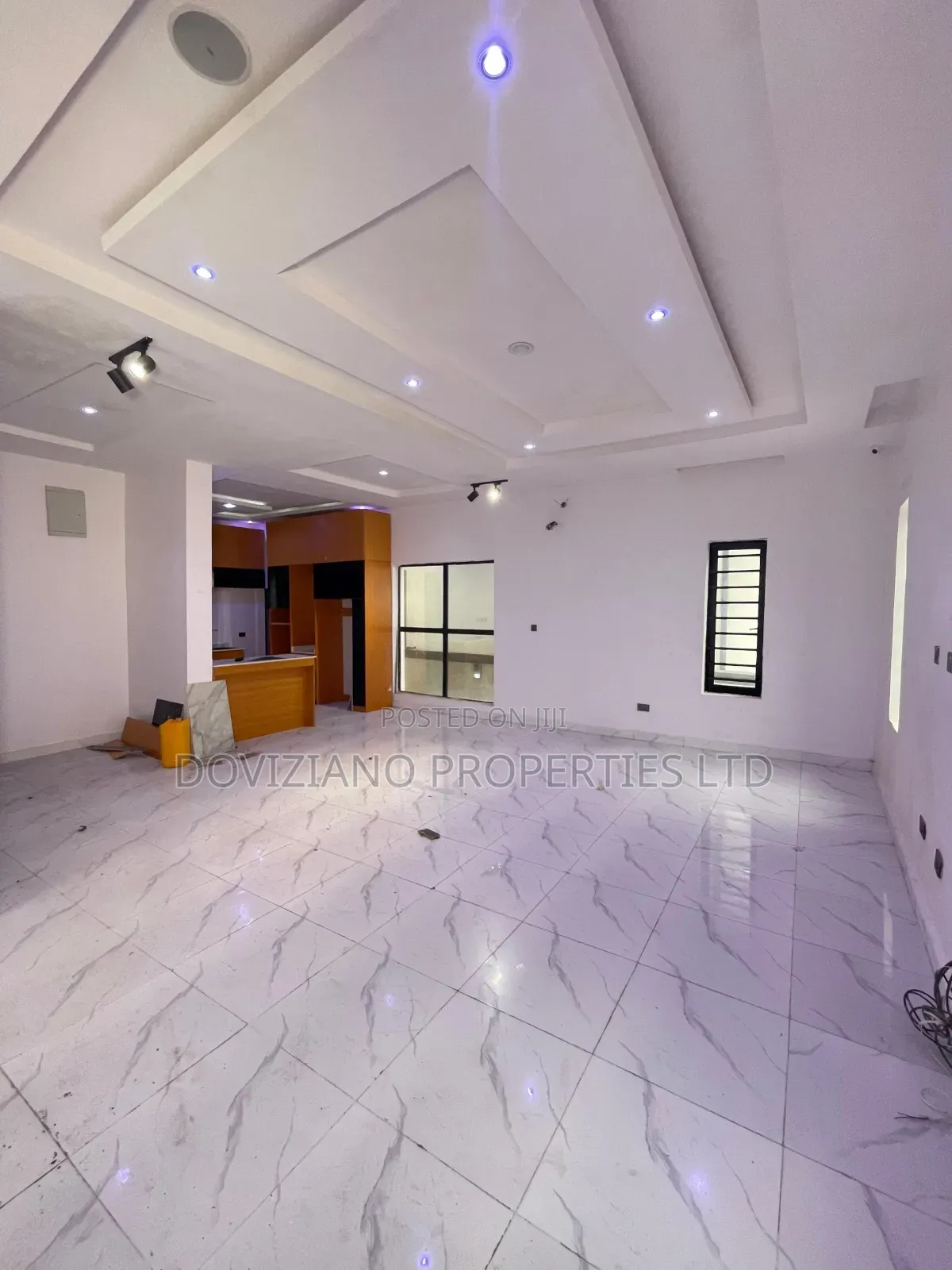 5bdrm Duplex in Ajah for sale in Ajah