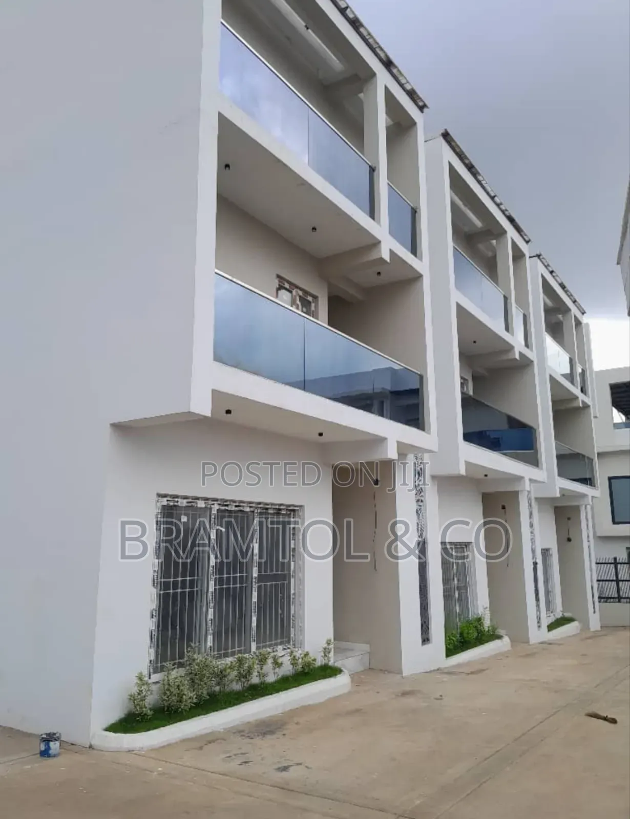 4bdrm Townhouse / Terrace in Mabushi for rent in Mabushi