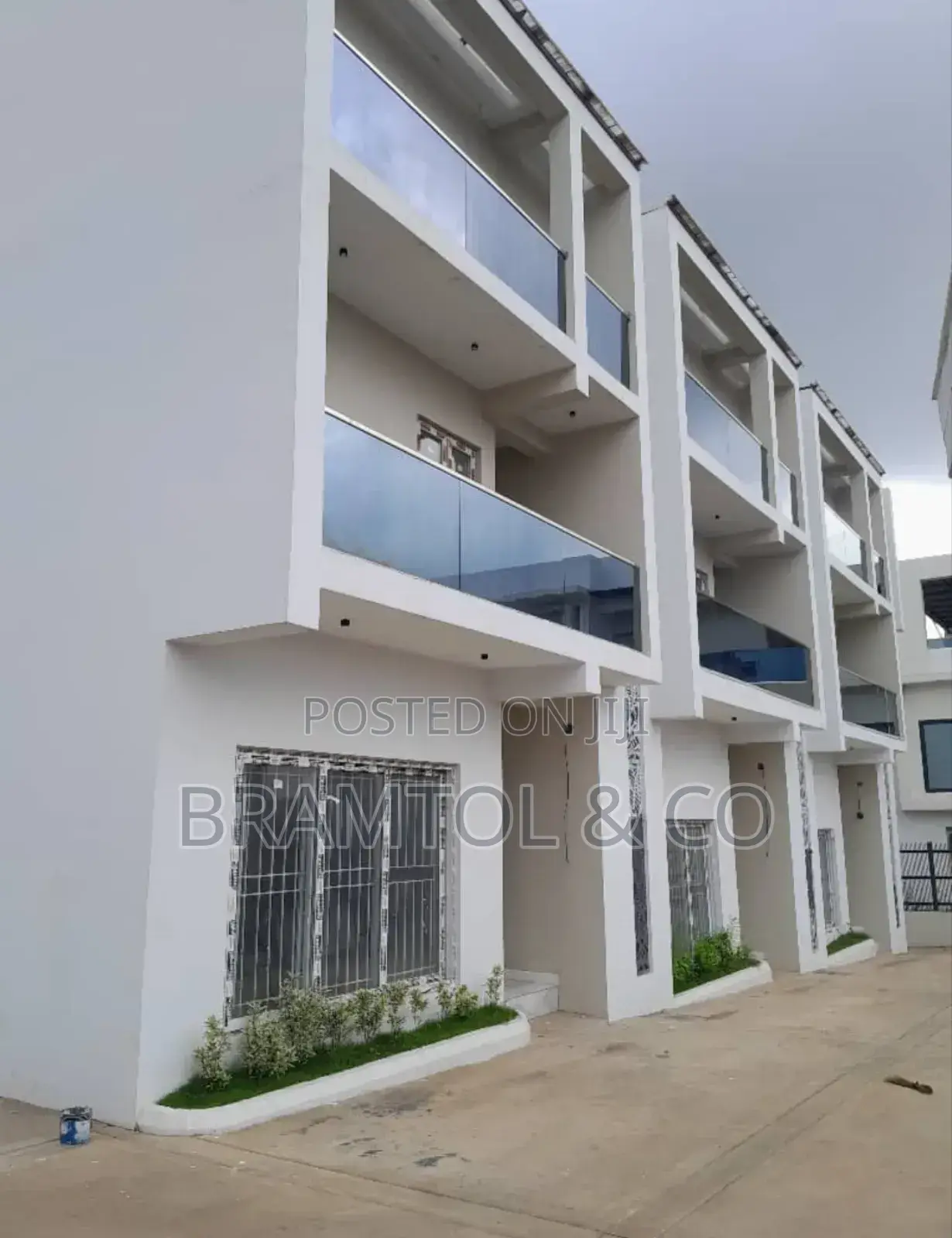 4bdrm Townhouse / Terrace in Mabushi for rent in Mabushi