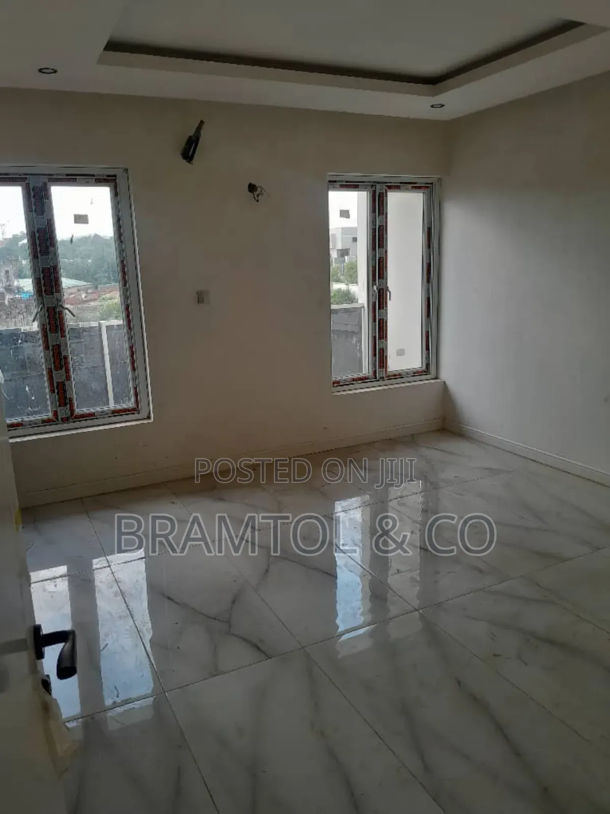 4bdrm Townhouse / Terrace in Mabushi for rent in Mabushi