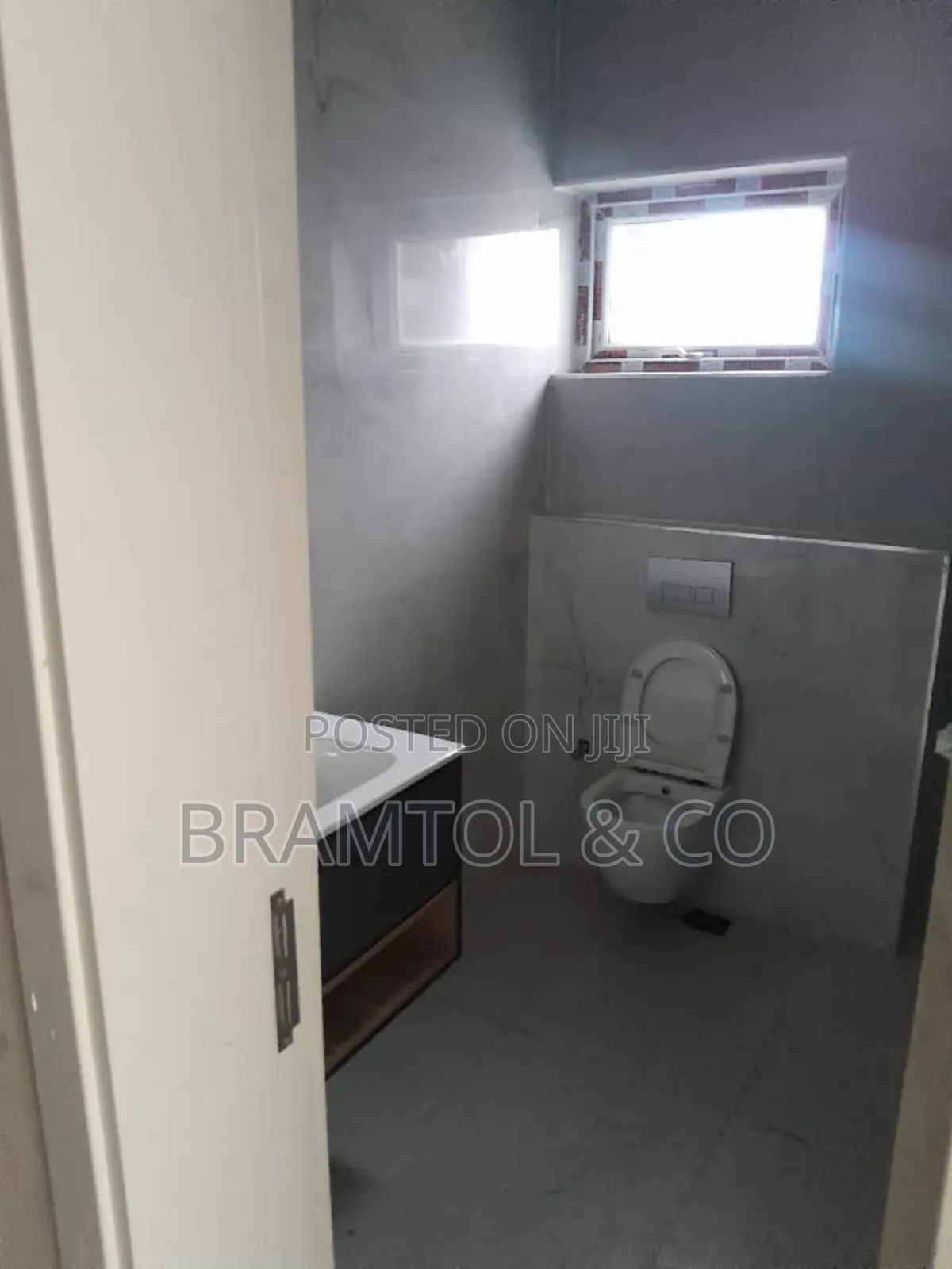4bdrm Townhouse / Terrace in Mabushi for rent in Mabushi