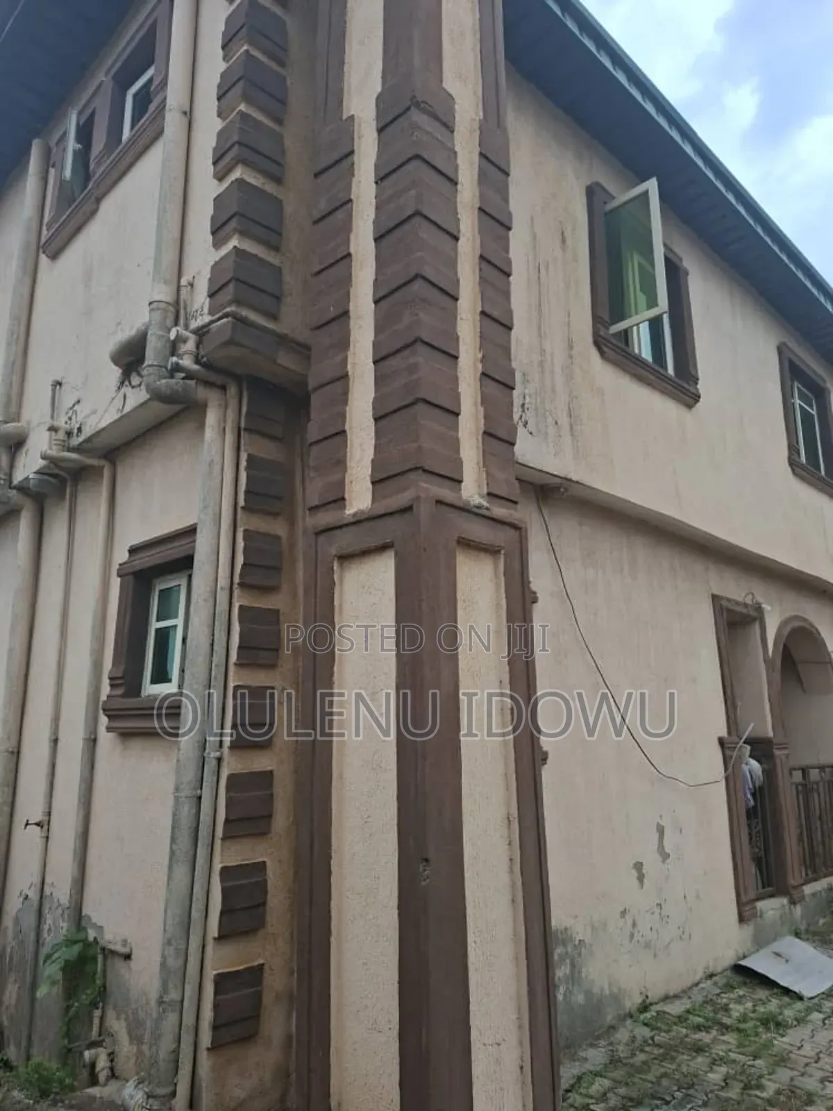 Furnished 3bdrm Block of Flats in Alimosho for sale in Alimosho