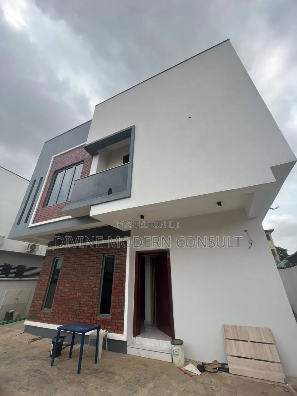 4bdrm Duplex in Alexandra Estate, Abule Egba for sale in Abule Egba