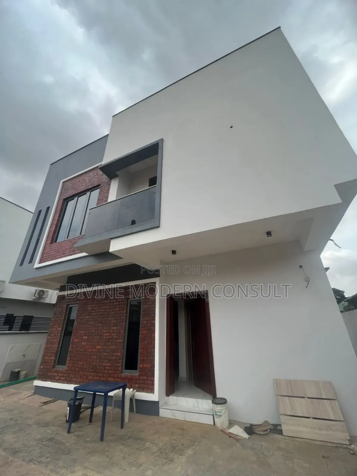 4bdrm Duplex in Alexandra Estate, Abule Egba for sale in Abule Egba