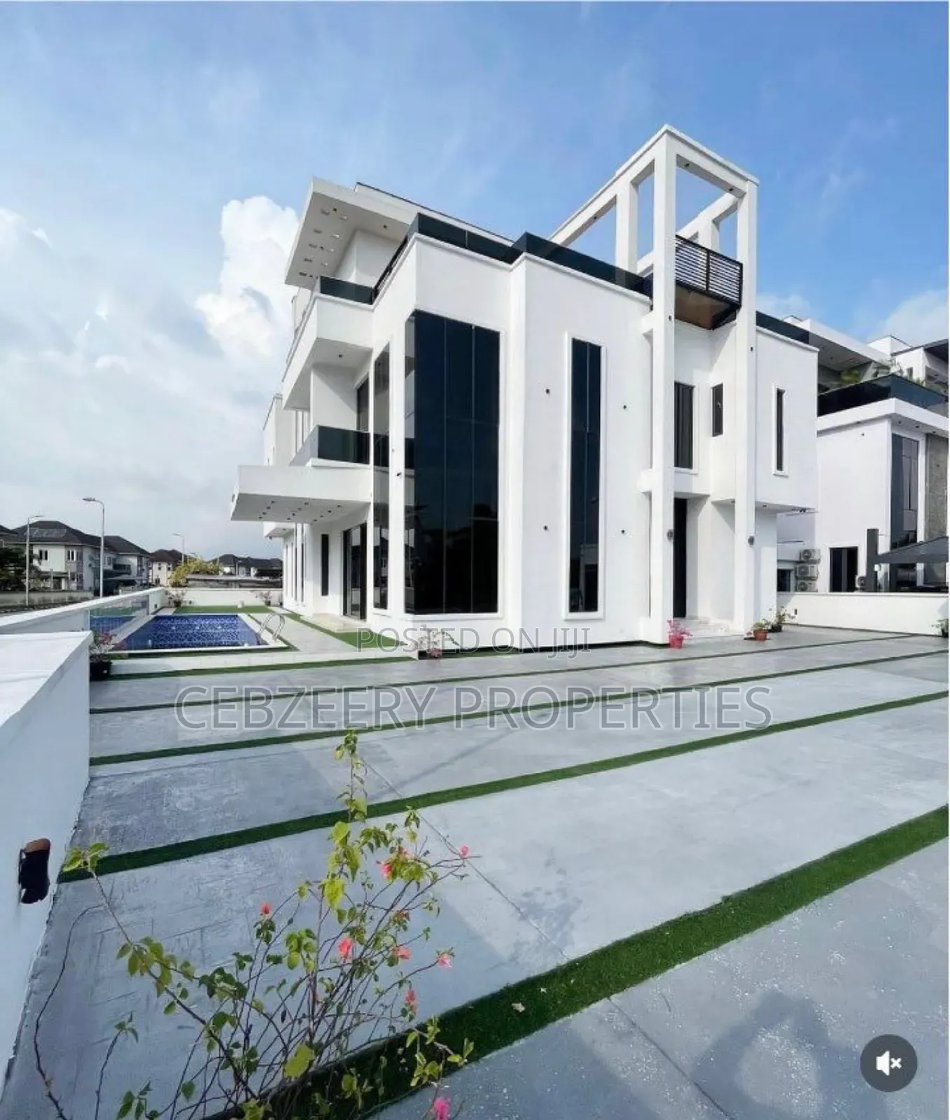 5bdrm Duplex in Osapa london for sale in Osapa london