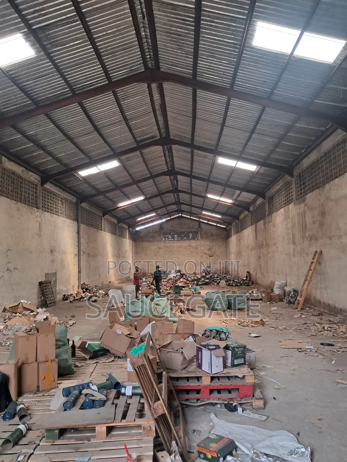 Warehouse for Rent 5900sqm Abule Oshun Opposite Trade Fair in Satellite Town