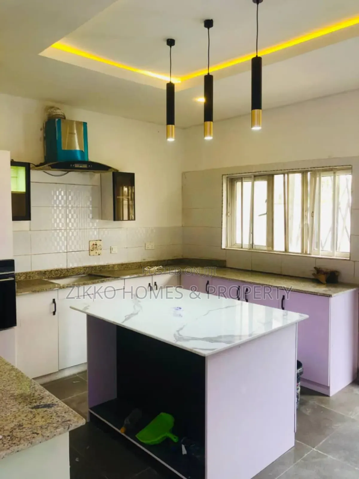 4bdrm Duplex in Ikota Gra for sale in Ikota