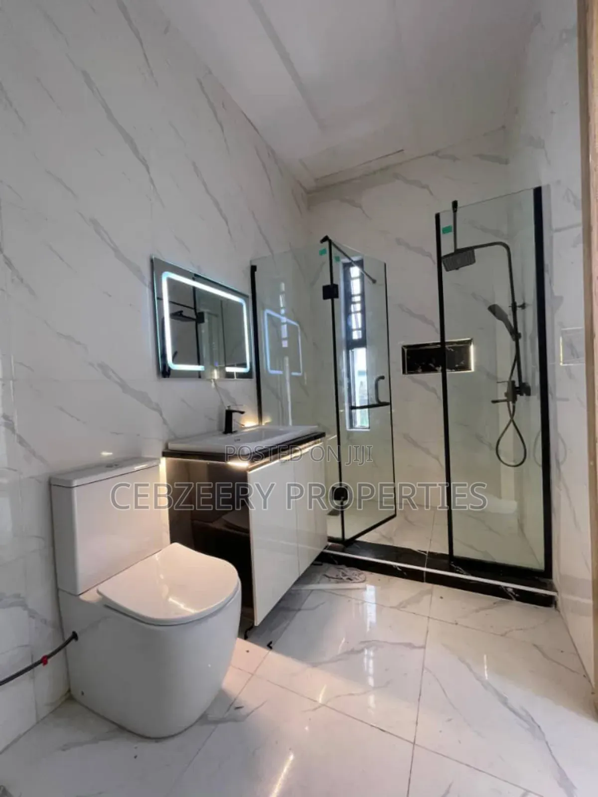 4bdrm Duplex in Lekki for sale in Lekki