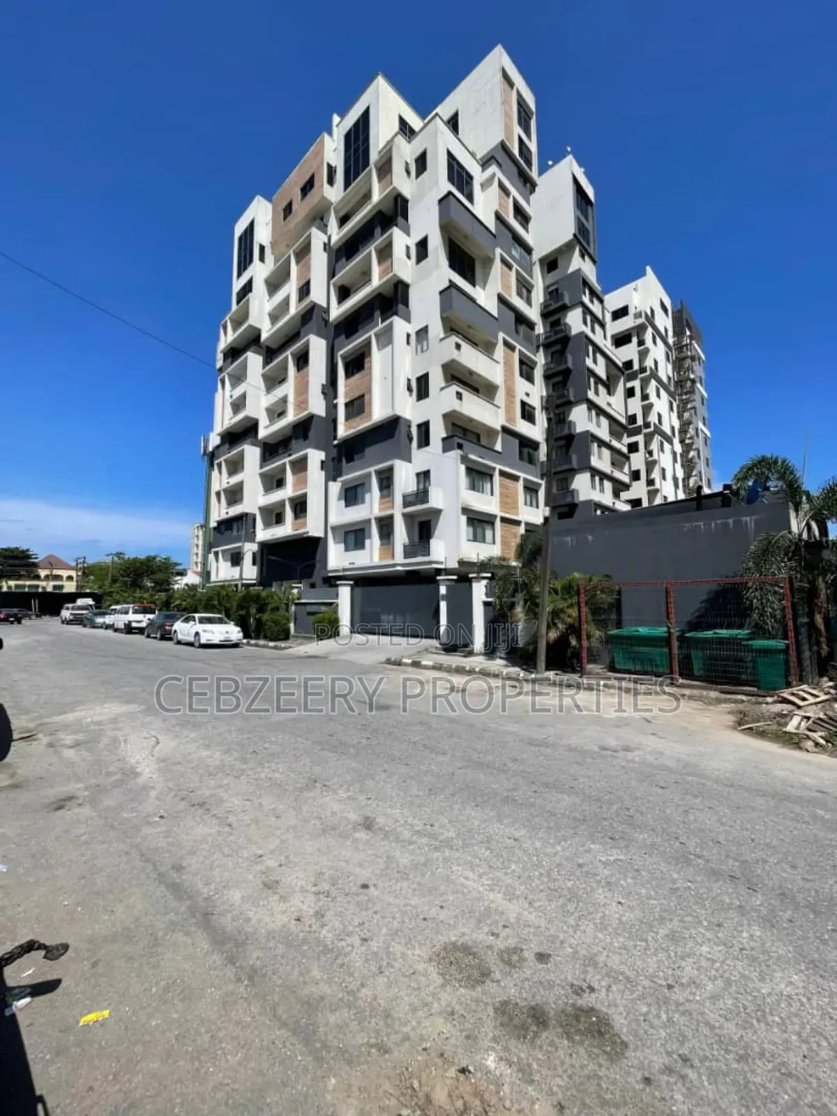 4bdrm Penthouse in Victoria Island for sale in Victoria Island