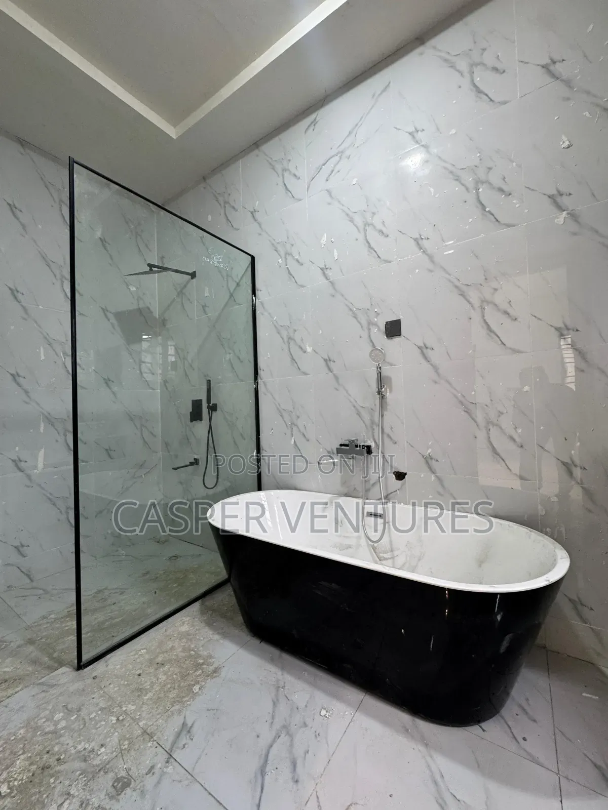 4bdrm Duplex in Lekki Phase 2 for sale in Lekki Phase 2