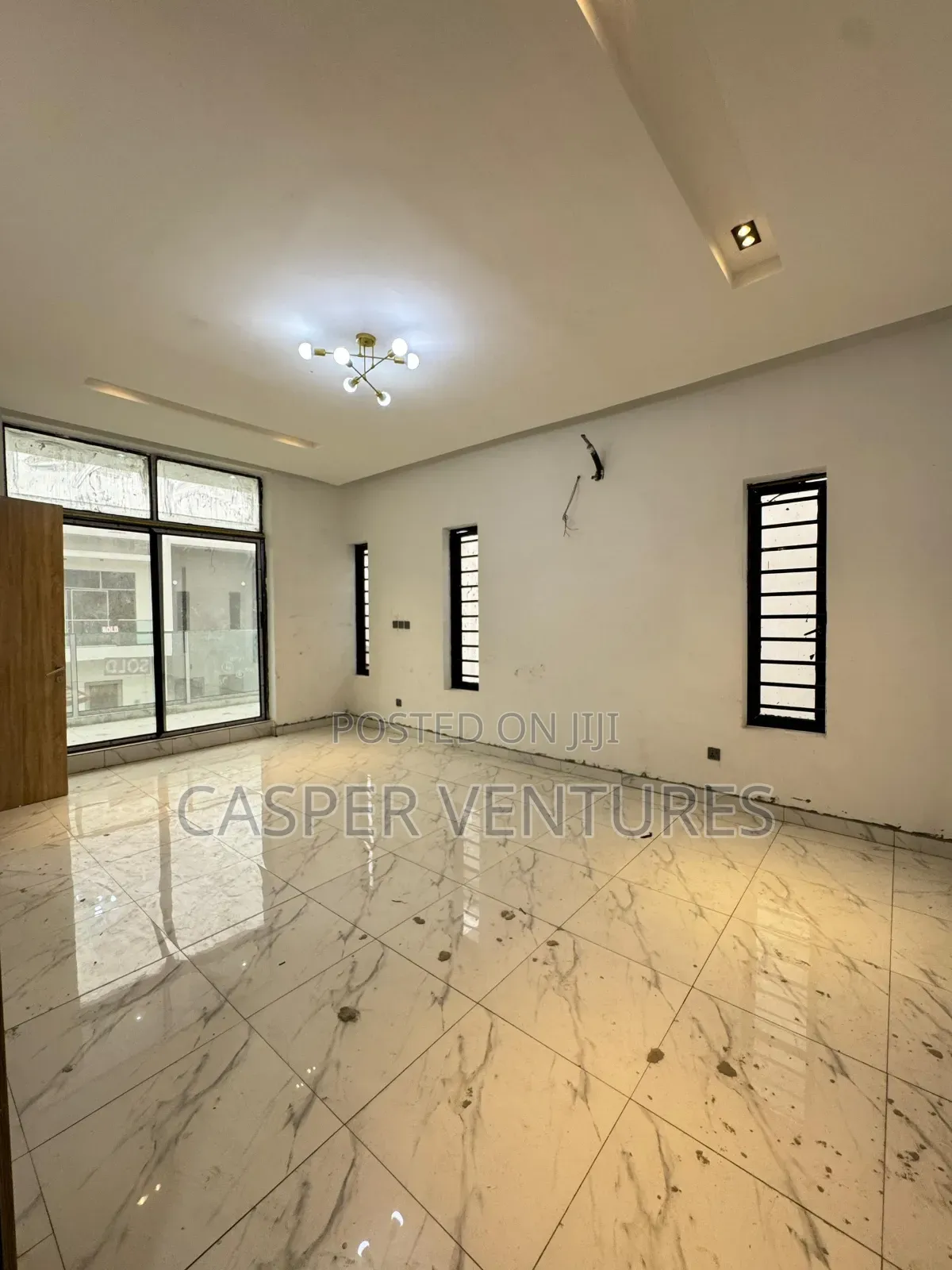 4bdrm Duplex in Lekki Phase 2 for sale in Lekki Phase 2