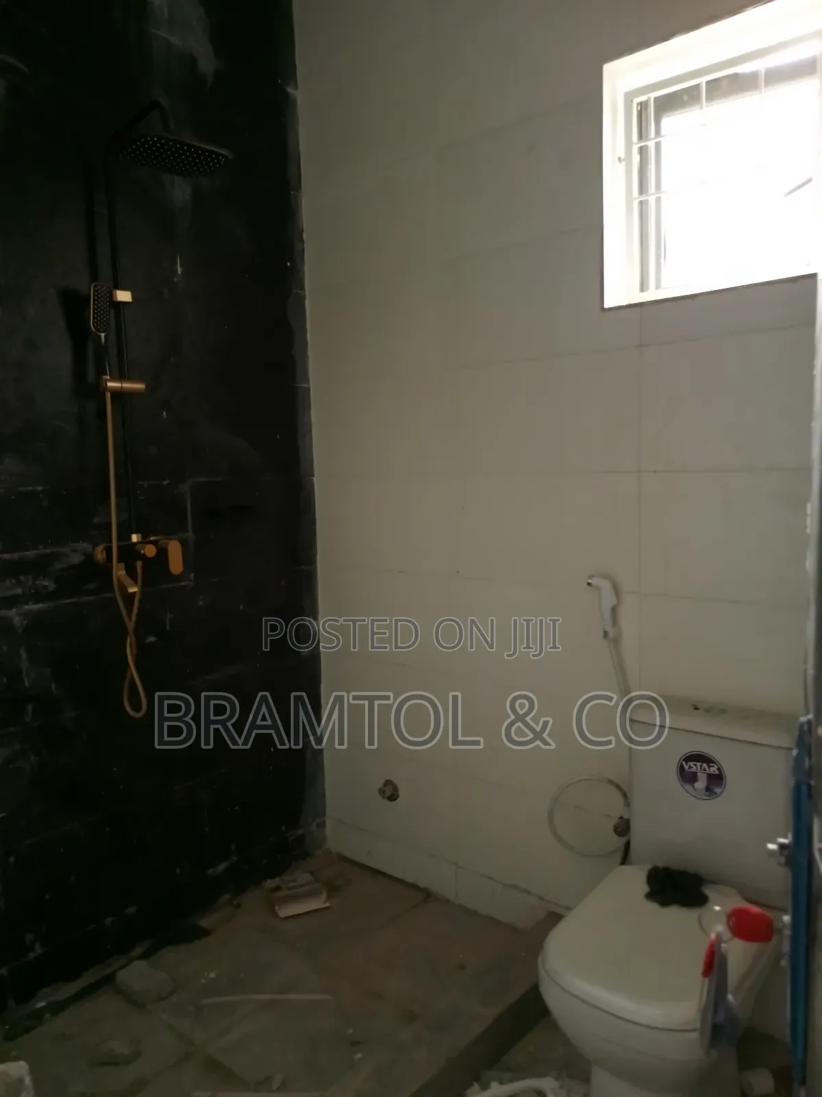3bdrm Block of Flats in Sabon Lugbe for rent in Sabon Lugbe