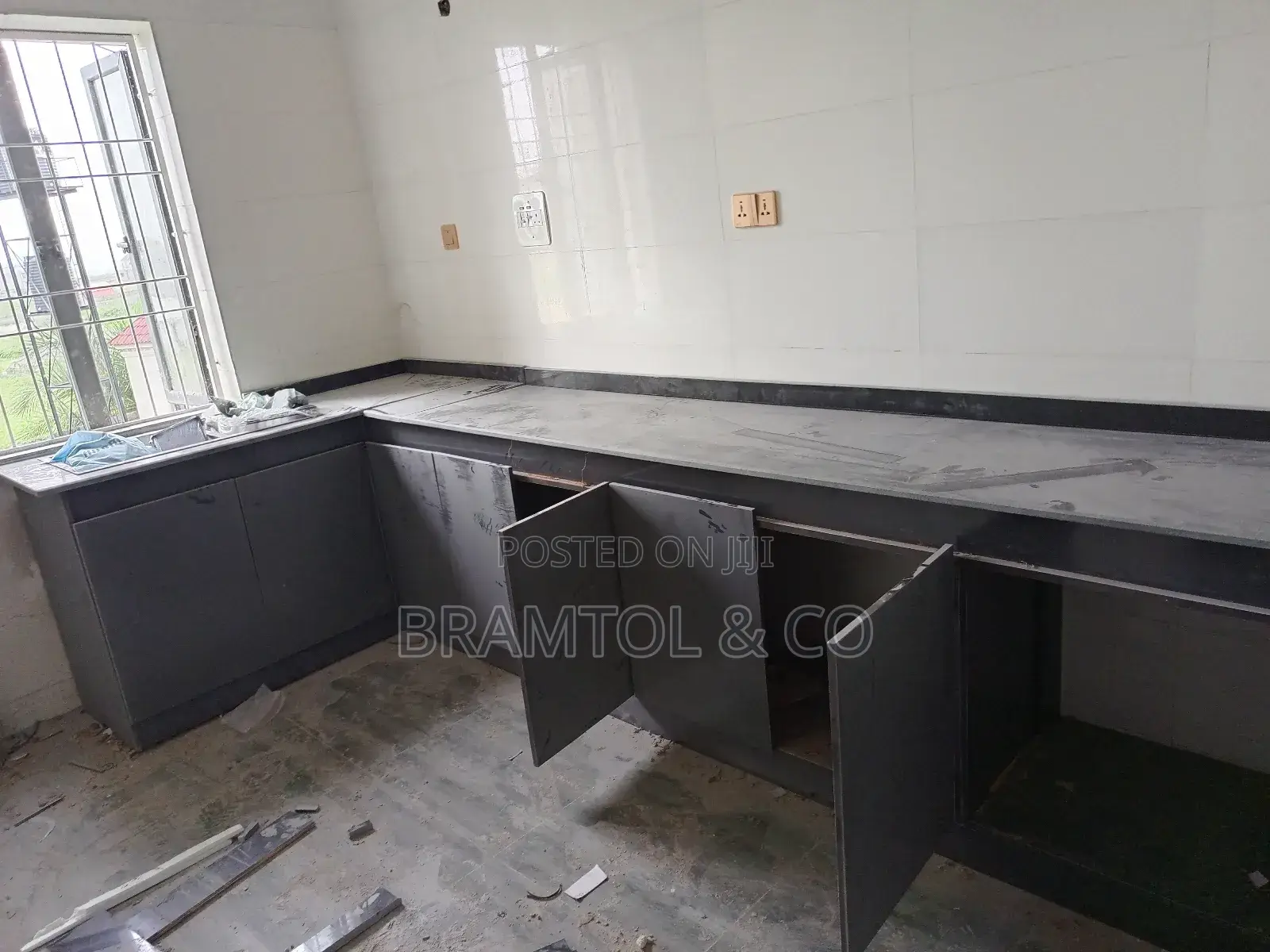3bdrm Block of Flats in Sabon Lugbe for rent in Sabon Lugbe