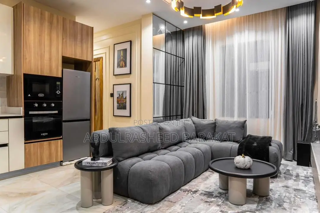 Luxury One Bedroom Apartment With Pool Brand New in Lekki Phase 1
