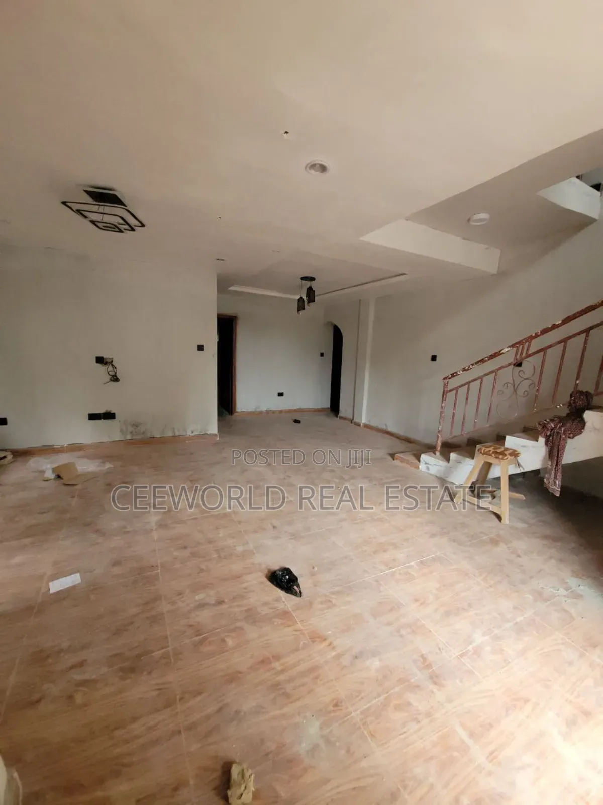 3bdrm Duplex in Kolapo Ishola Gra for rent in Akobo