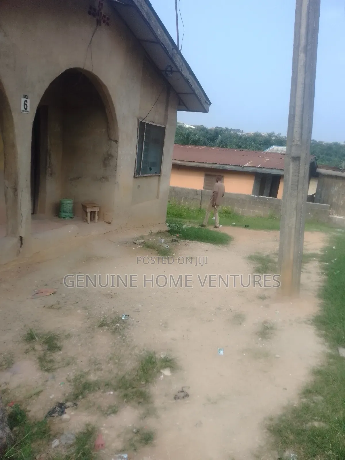 4bdrm House in Jumofak for sale in Jumofak