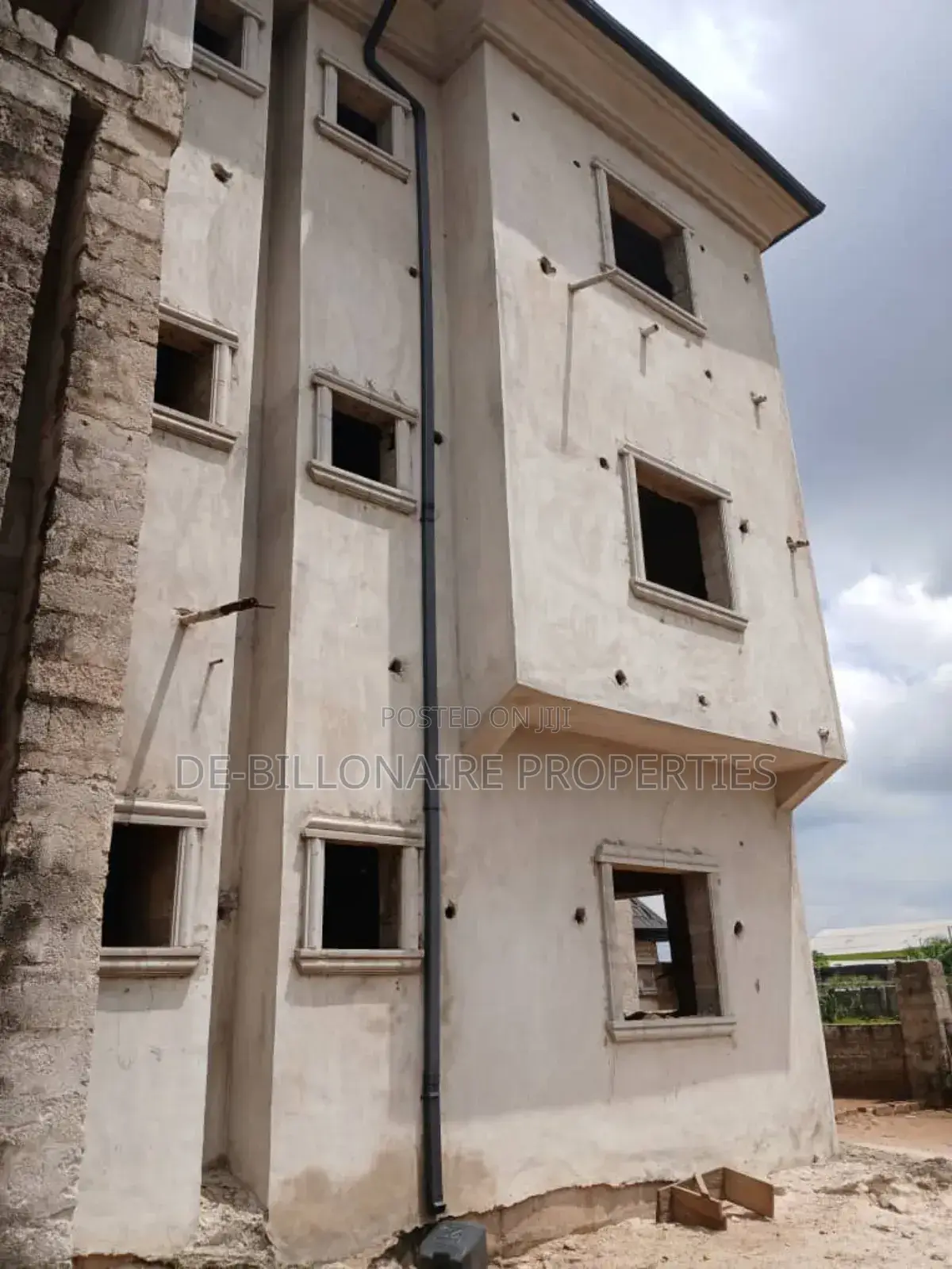 3bdrm Block of Flats in Owerri for sale in Owerri