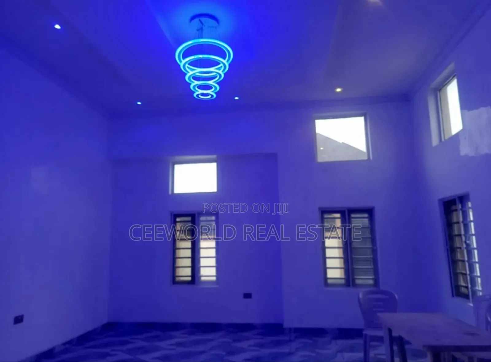 4bdrm Duplex in Alalubosa Gra for sale in Alalubosa