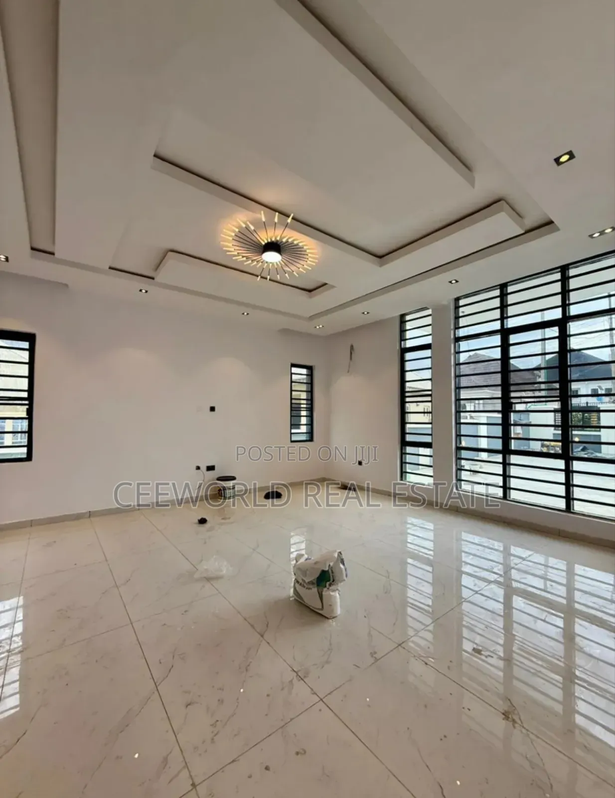 5bdrm Duplex in Carlton Gate Estate, Akobo for sale in Akobo