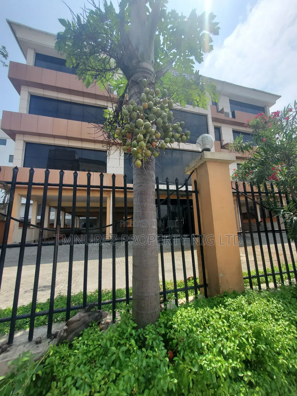 1,500 Square Metter Office for Rent Ikate in Lekki