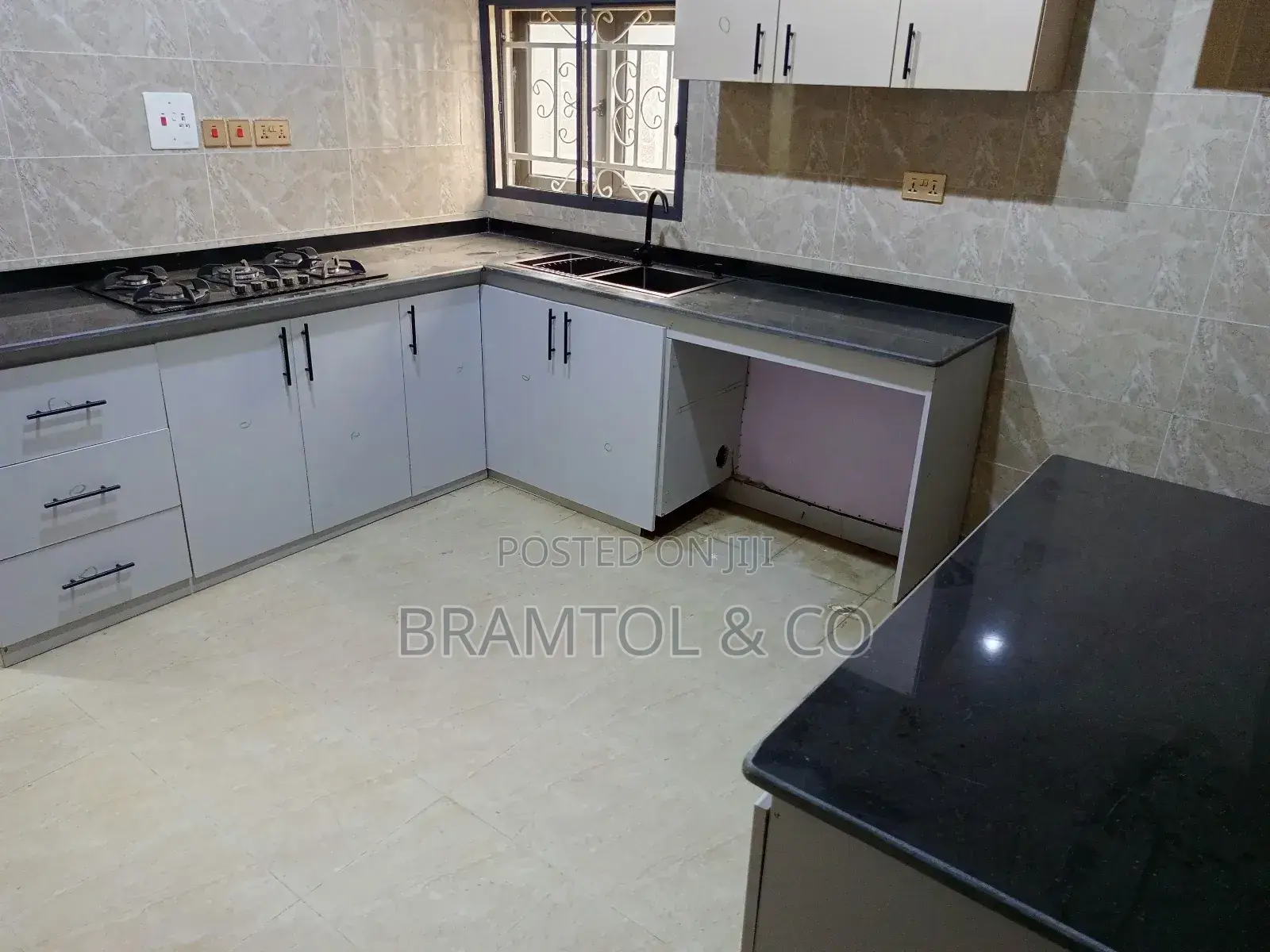 2bdrm Block of Flats in Lugbe District for rent in Lugbe District