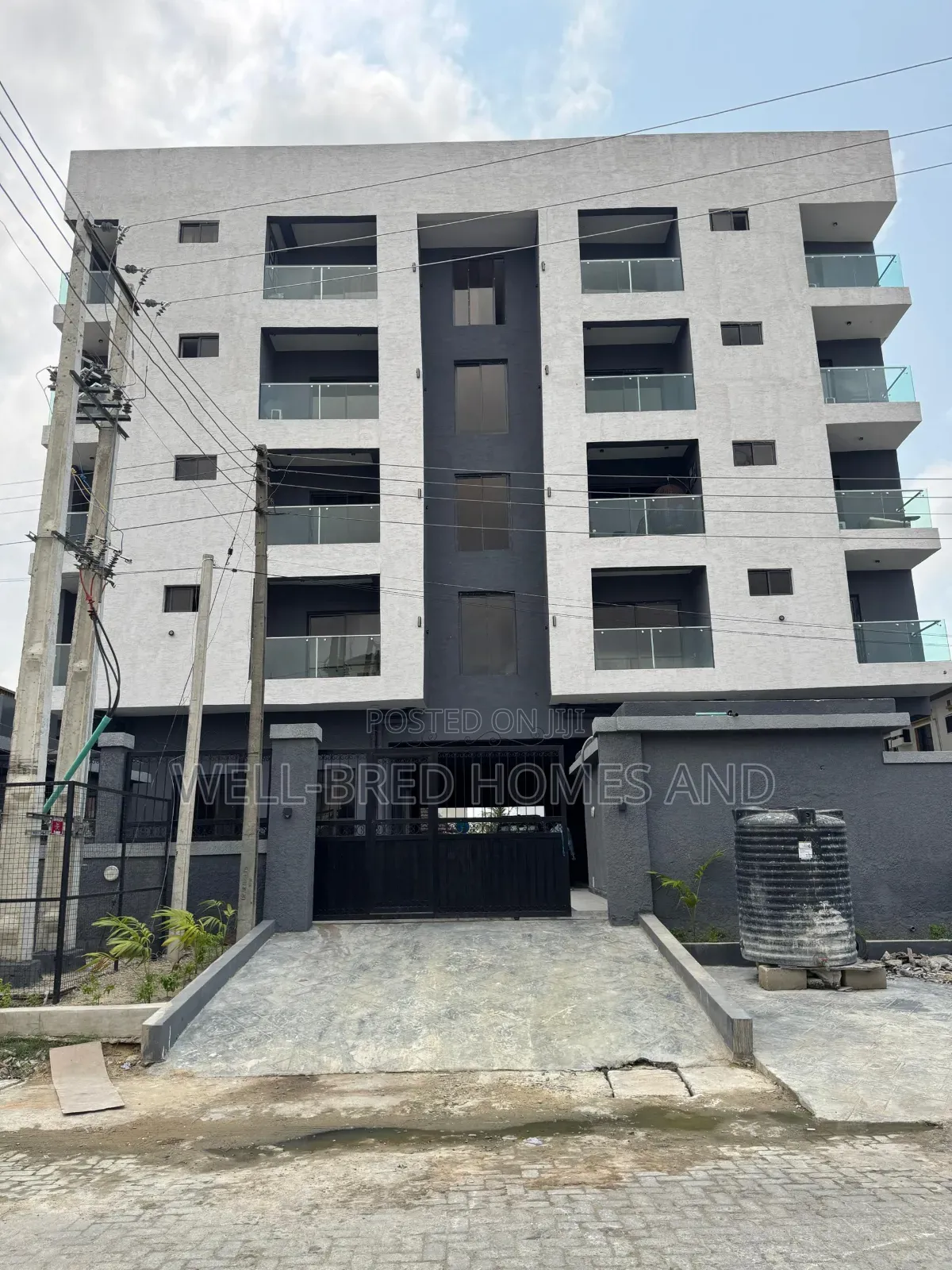 2bdrm Apartment in Lekki Phase 1 Lekki for sale in Lekki