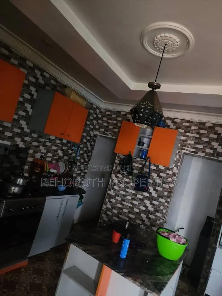 4bdrm Bungalow in Second Avian, Ibadan for sale in Ibadan