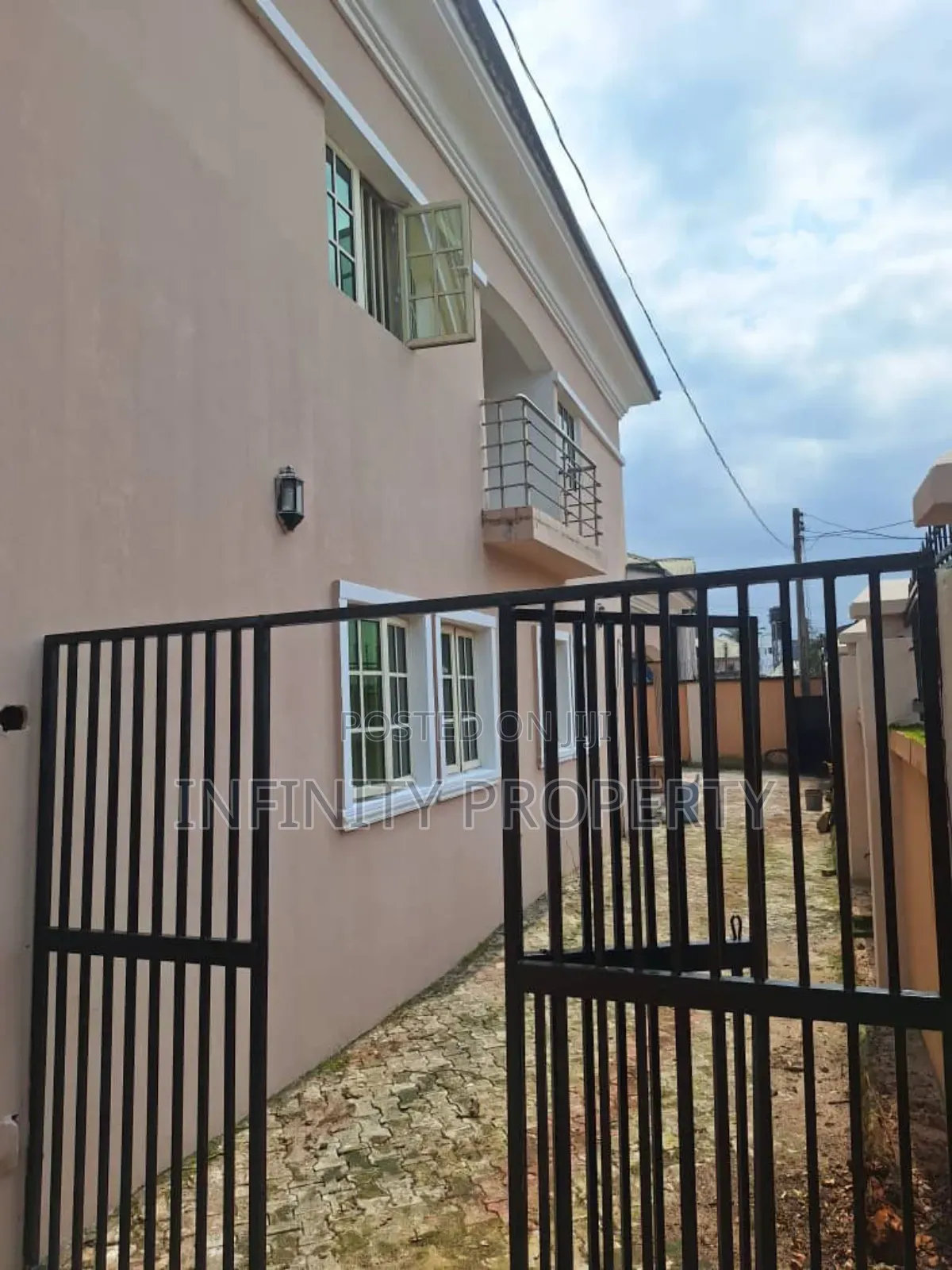 7bdrm Duplex in Mtn Mast Ugbor Gra, Benin City for sale in Benin City