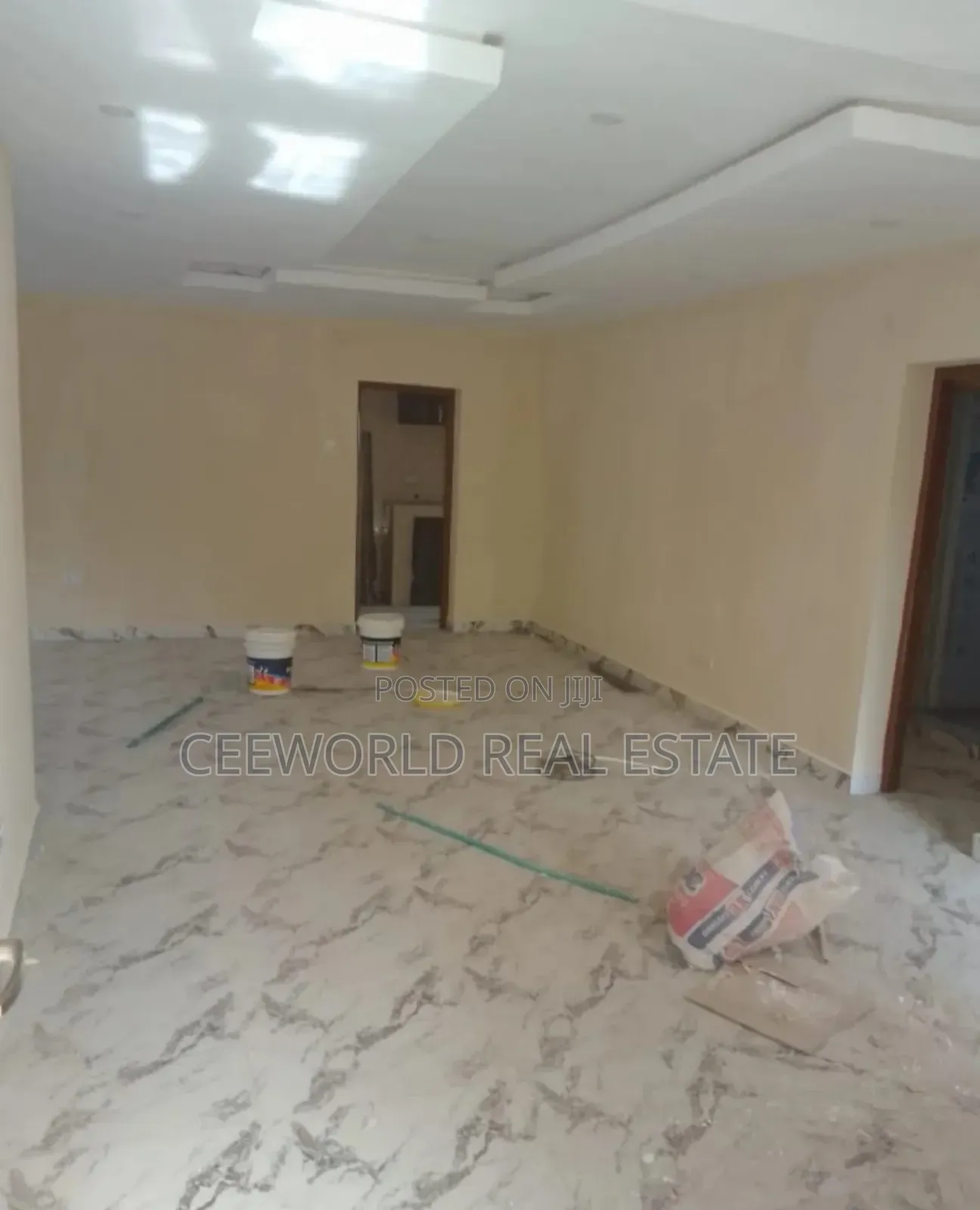 3bdrm Block of Flats in Eyin Grammar, Molete for sale in Molete