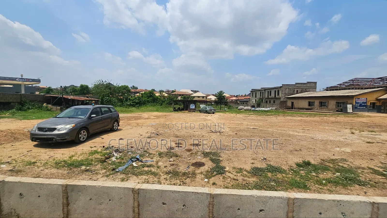 1 Acres of Land on Major Road at Alakia in Alakia