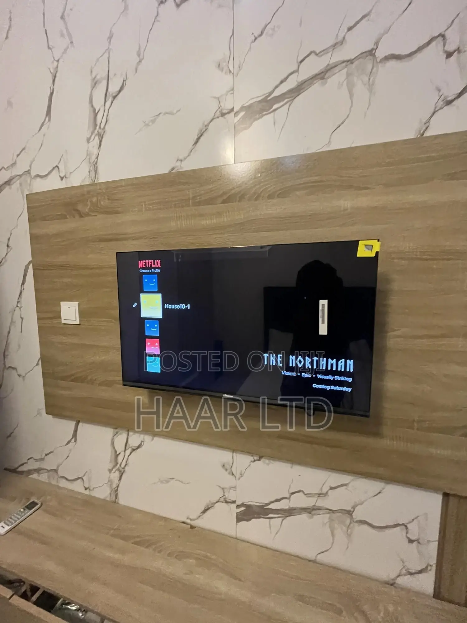 Daily Room Per Day With 24hrs Light and Wifi in Lekki Phase 2
