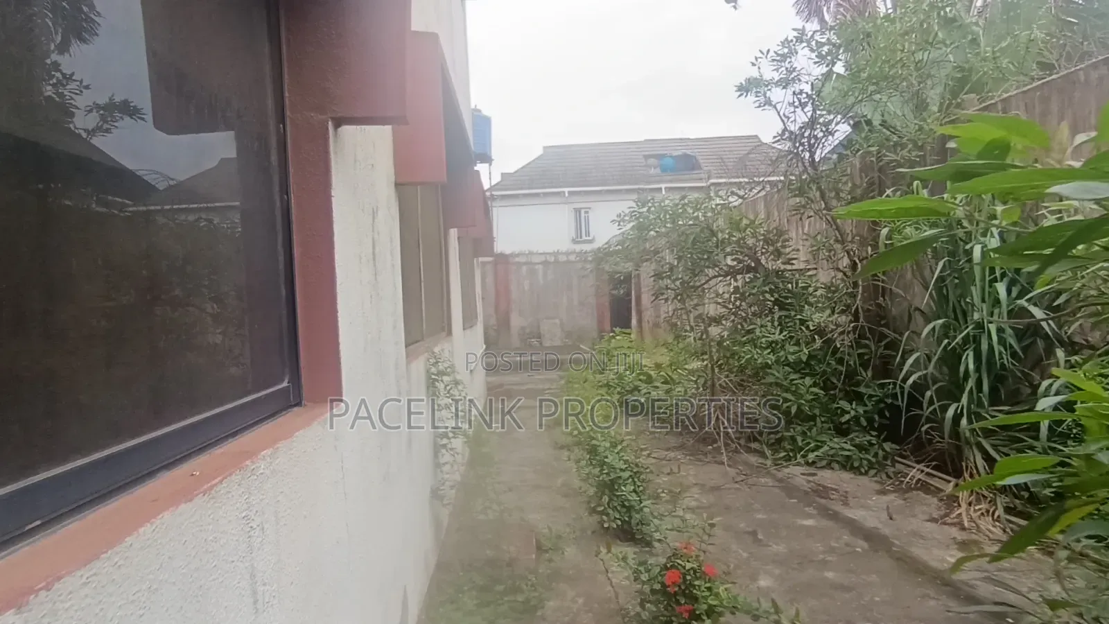 3bdrm Block of Flats in Egbeda for sale in Egbeda