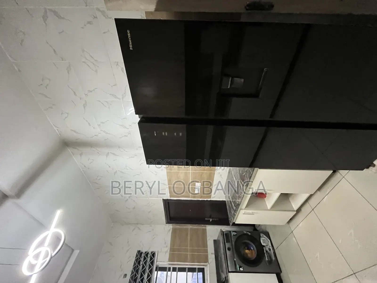 Weekly Room Available (Luxury) in Lekki Phase 2