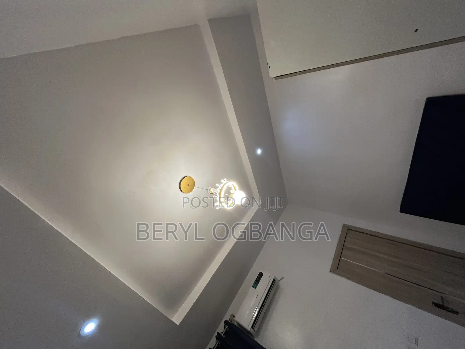 Daily Luxury Room Available With Pool,Gym,Wifi in Lekki Phase 2