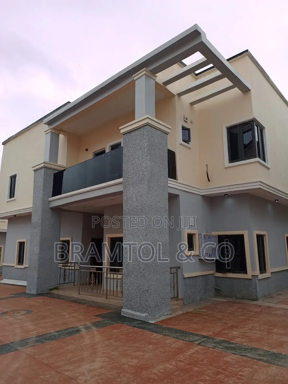 2bdrm Block of Flats in Lugbe District for rent in Lugbe District
