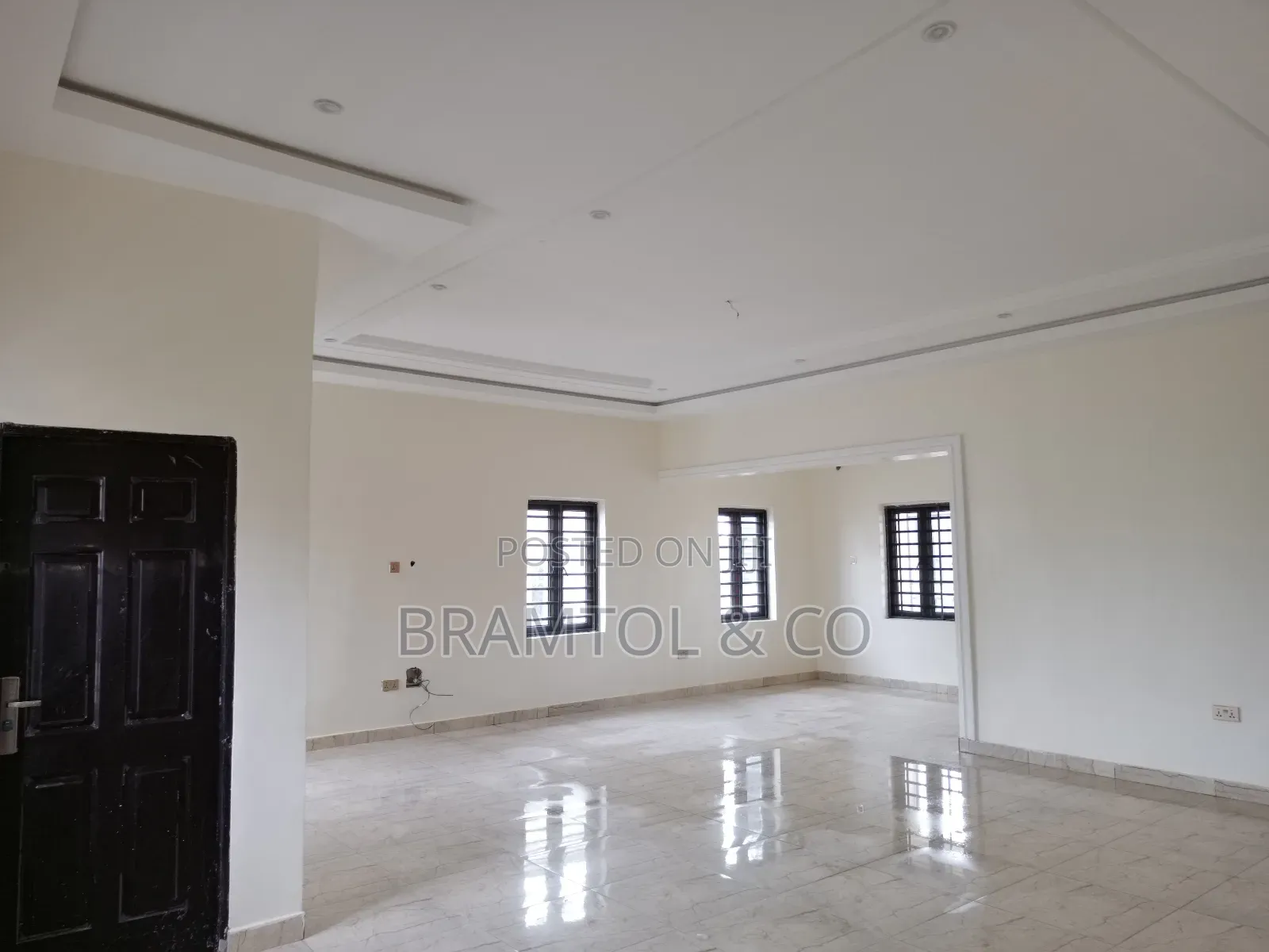 2bdrm Block of Flats in Lugbe District for rent in Lugbe District