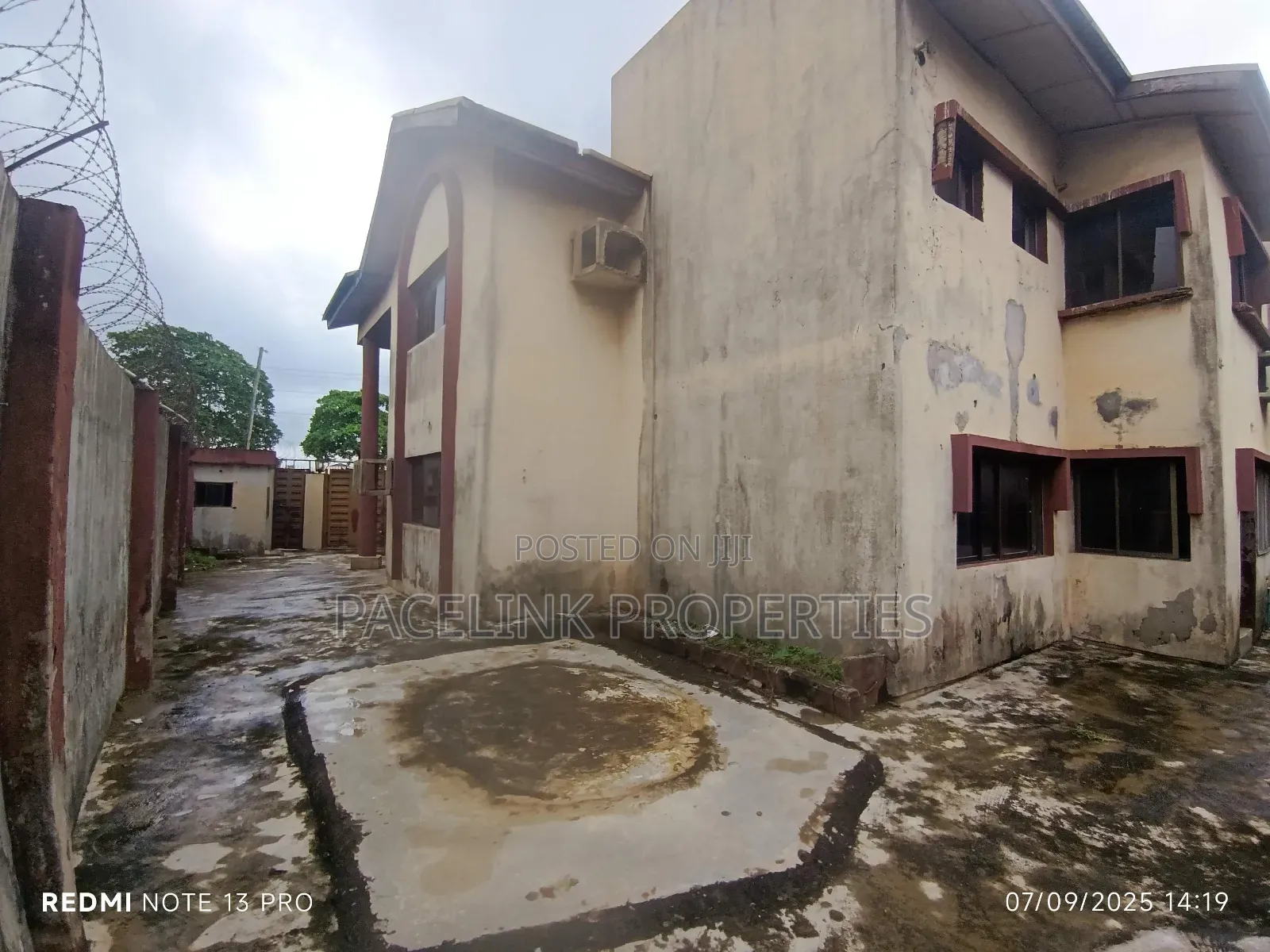 5bdrm Duplex in Egbeda for sale in Egbeda
