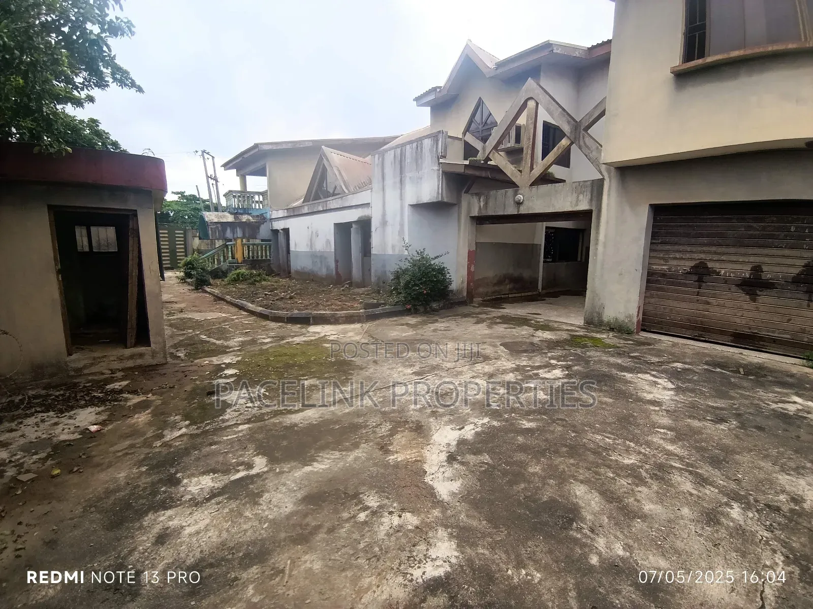 7bdrm Duplex in Egbeda for sale in Egbeda