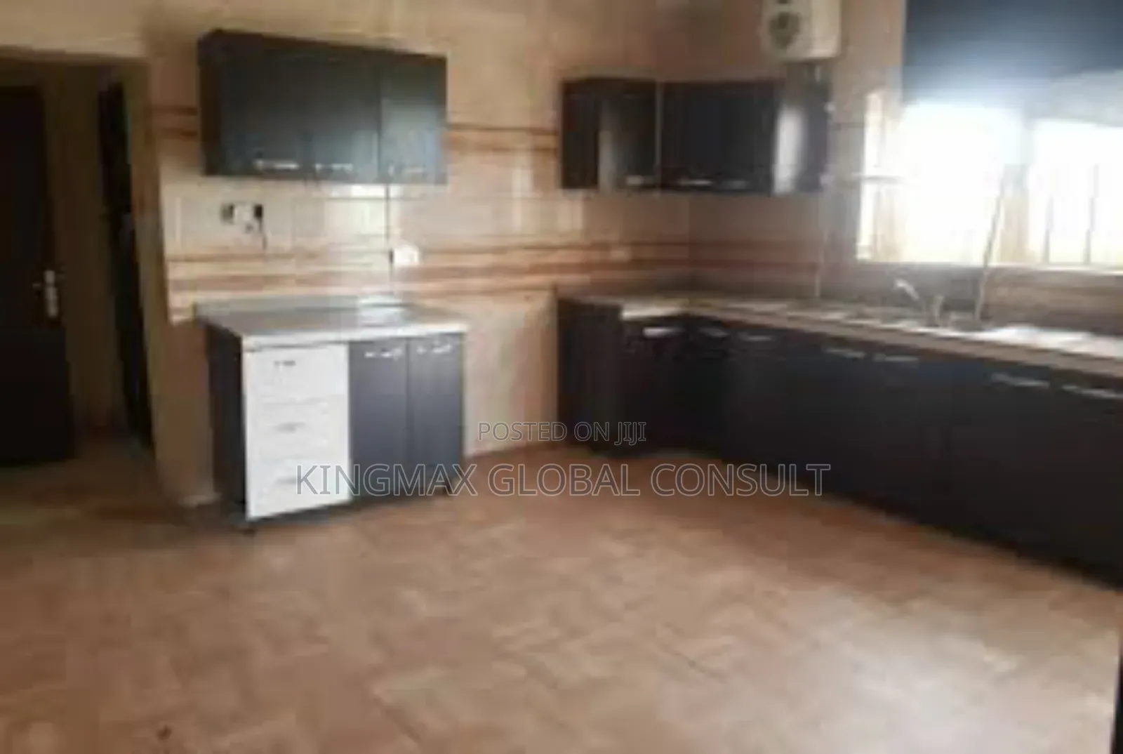 4bdrm Duplex in Jabi for sale in Jabi