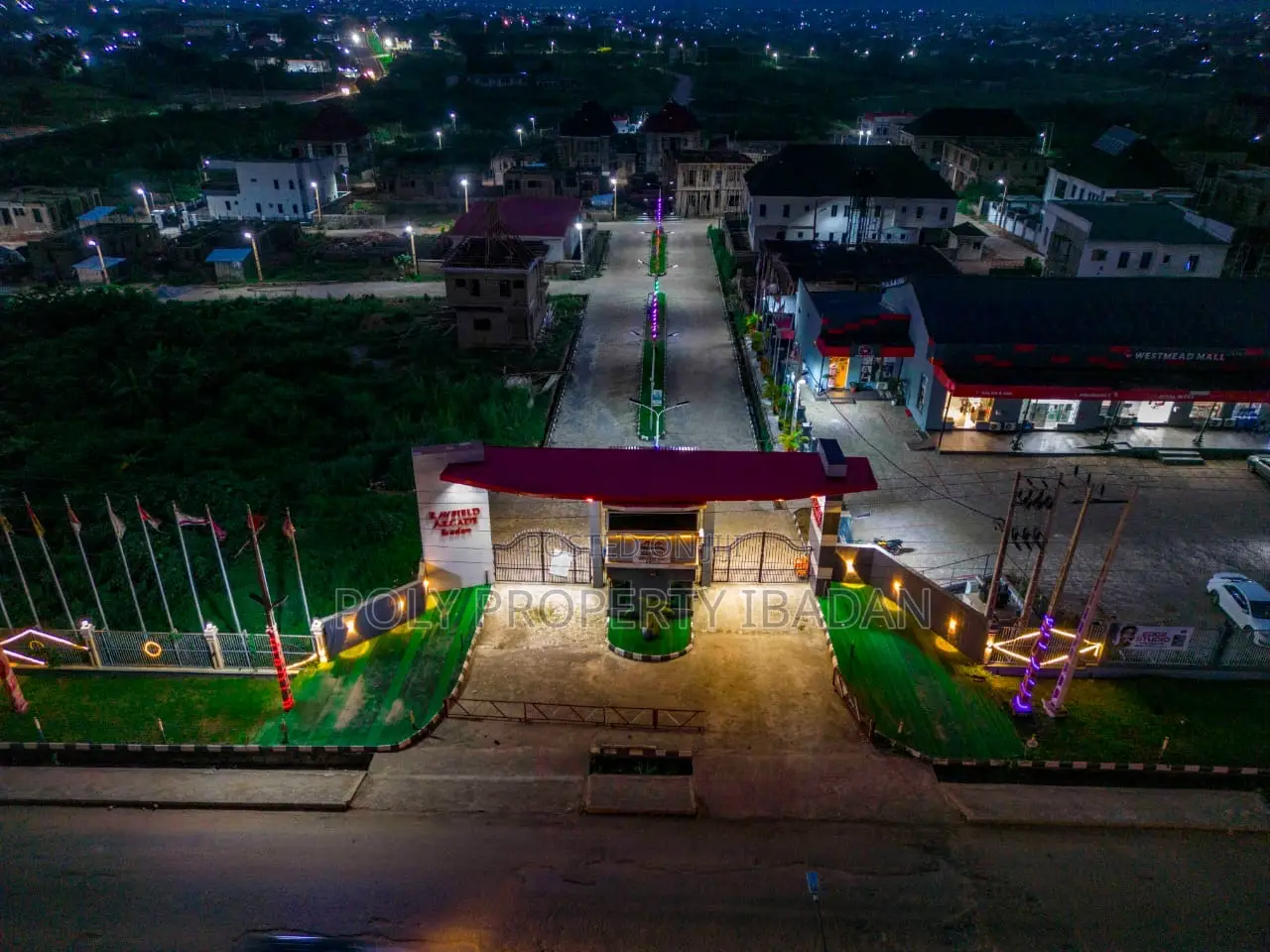 Rayfield Gardens City Estate, Christopher Alao Akala Gra in Ibadan