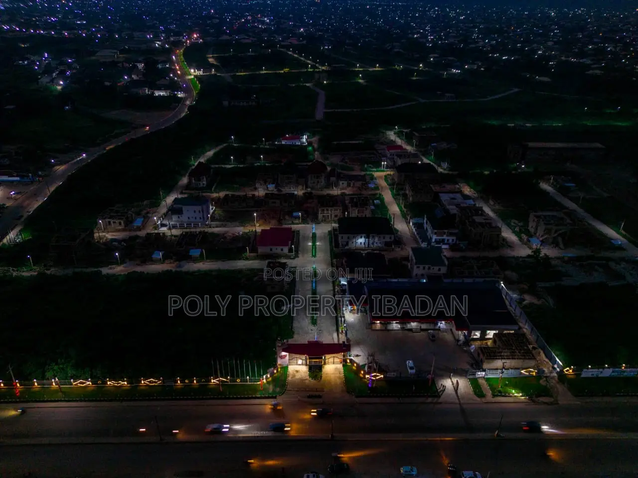 Rayfield Gardens City Estate, Christopher Alao Akala Gra in Ibadan